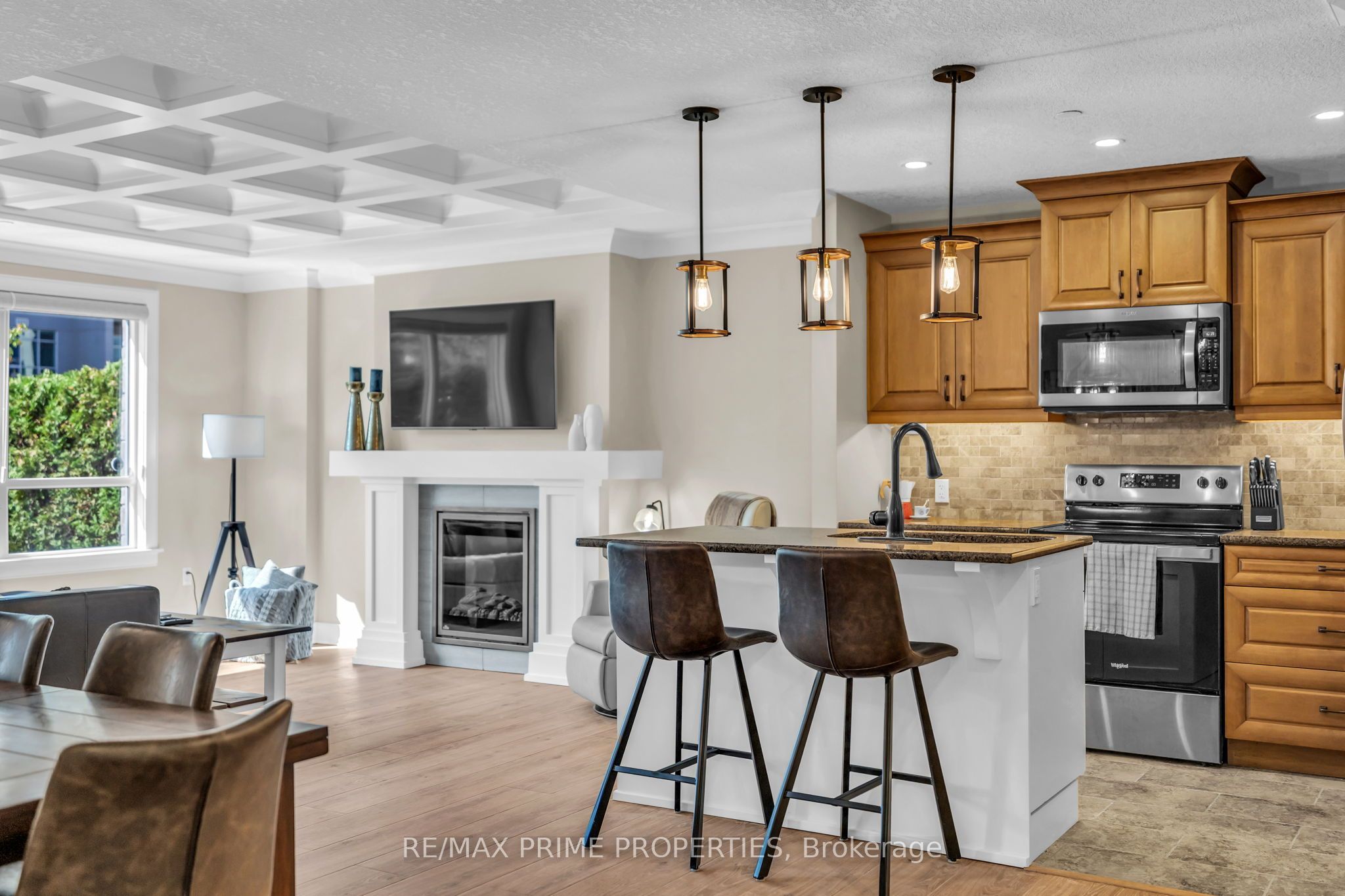 320 SUGARCREEK Trail S 110, London North, ON N6H 0G3 photo 4