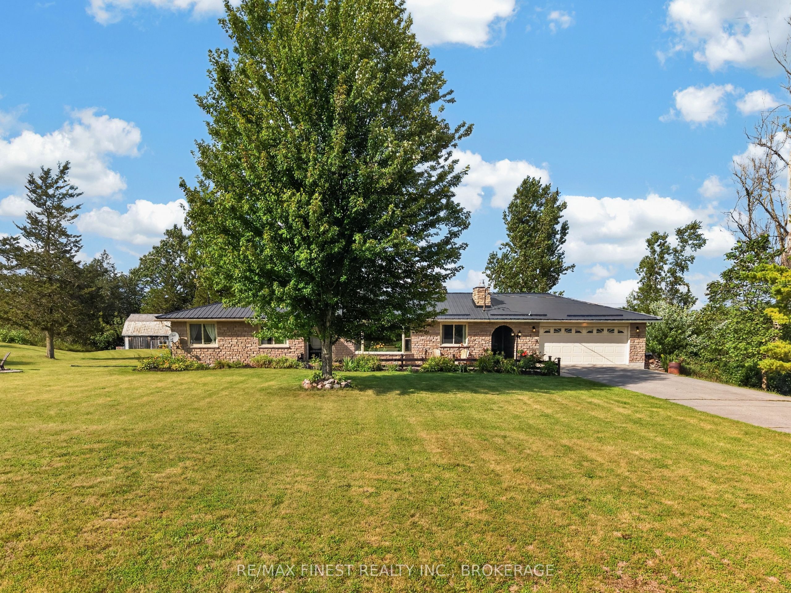 513 County Road 12, Greater Napanee, ON K0K 2W0 photo 2