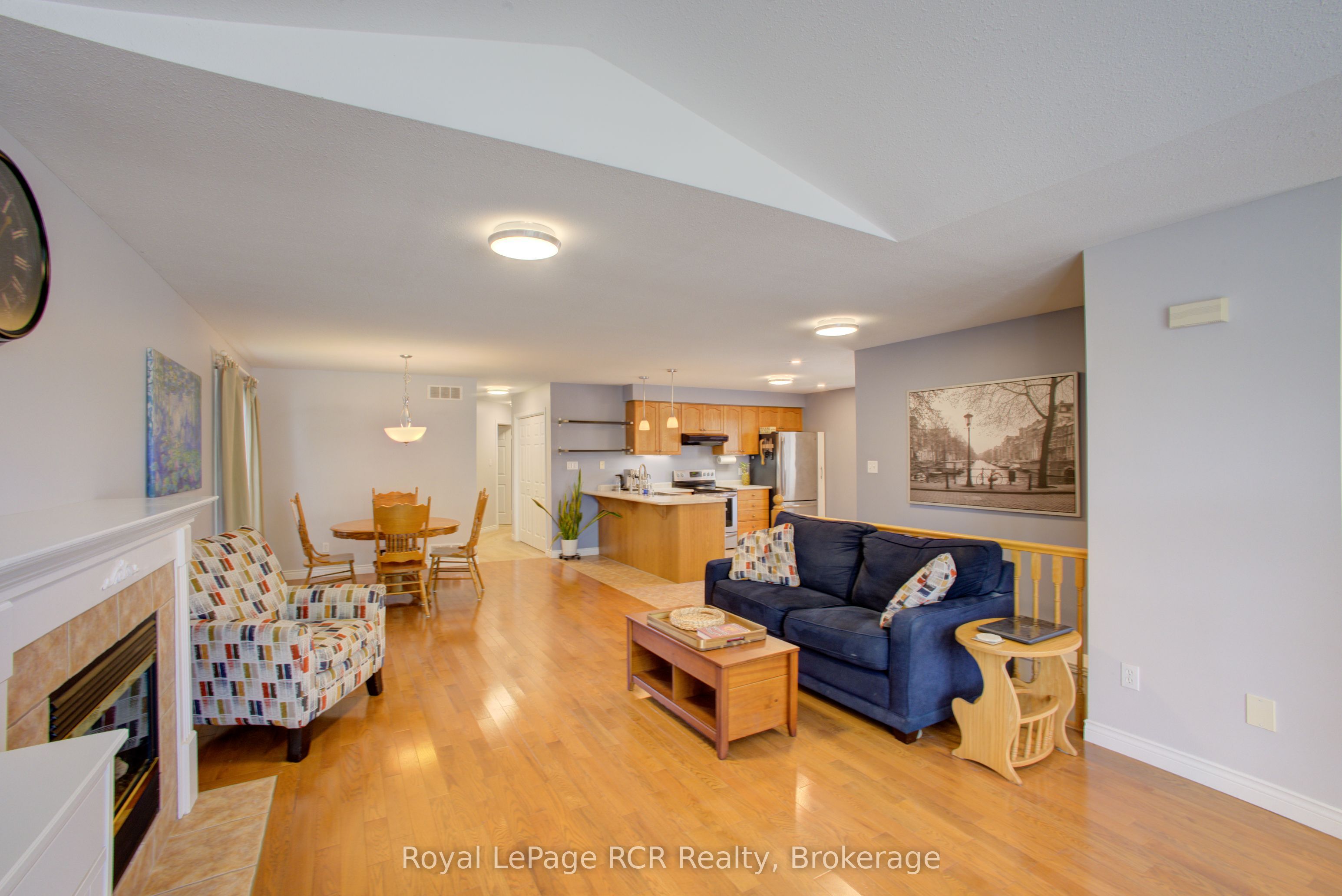 952 Gzowski Street, Centre Wellington, ON N1M 3V9 photo 5