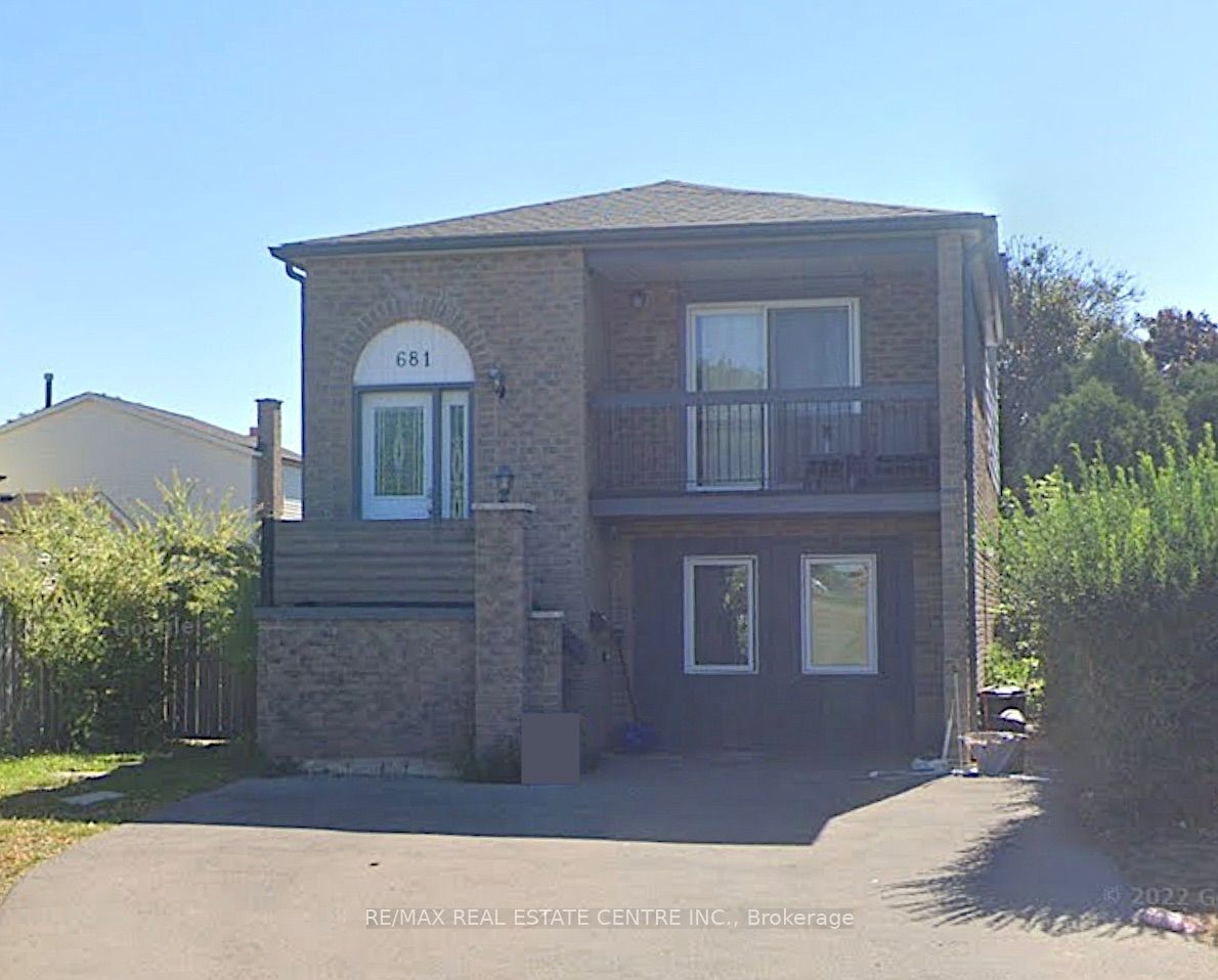 681 Upper Wentworth Street 2, Hamilton, ON L9A 4V6