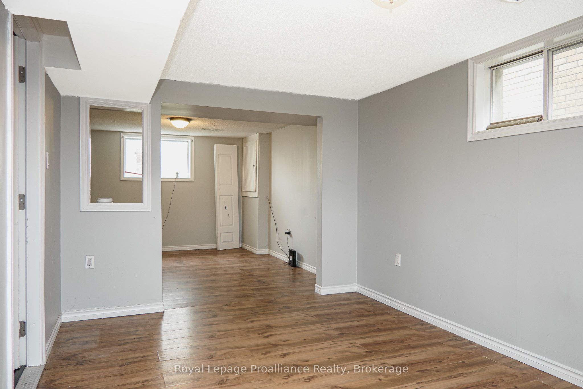 21 Pepper Avenue, Belleville, ON K8P 4R2 photo 4