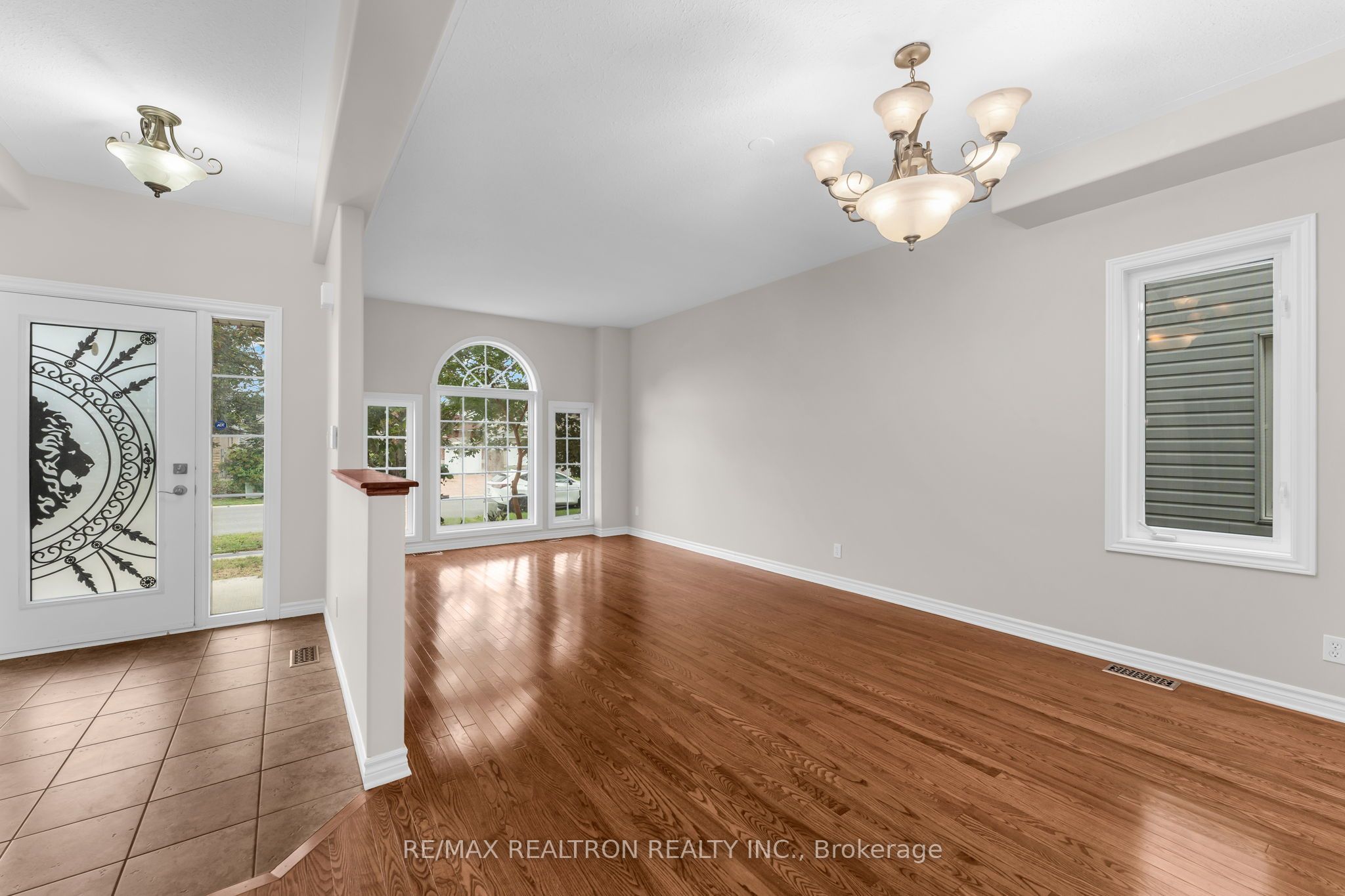 1422 Stoneridge Drive, Kingston, ON K7M 9H5 photo 4