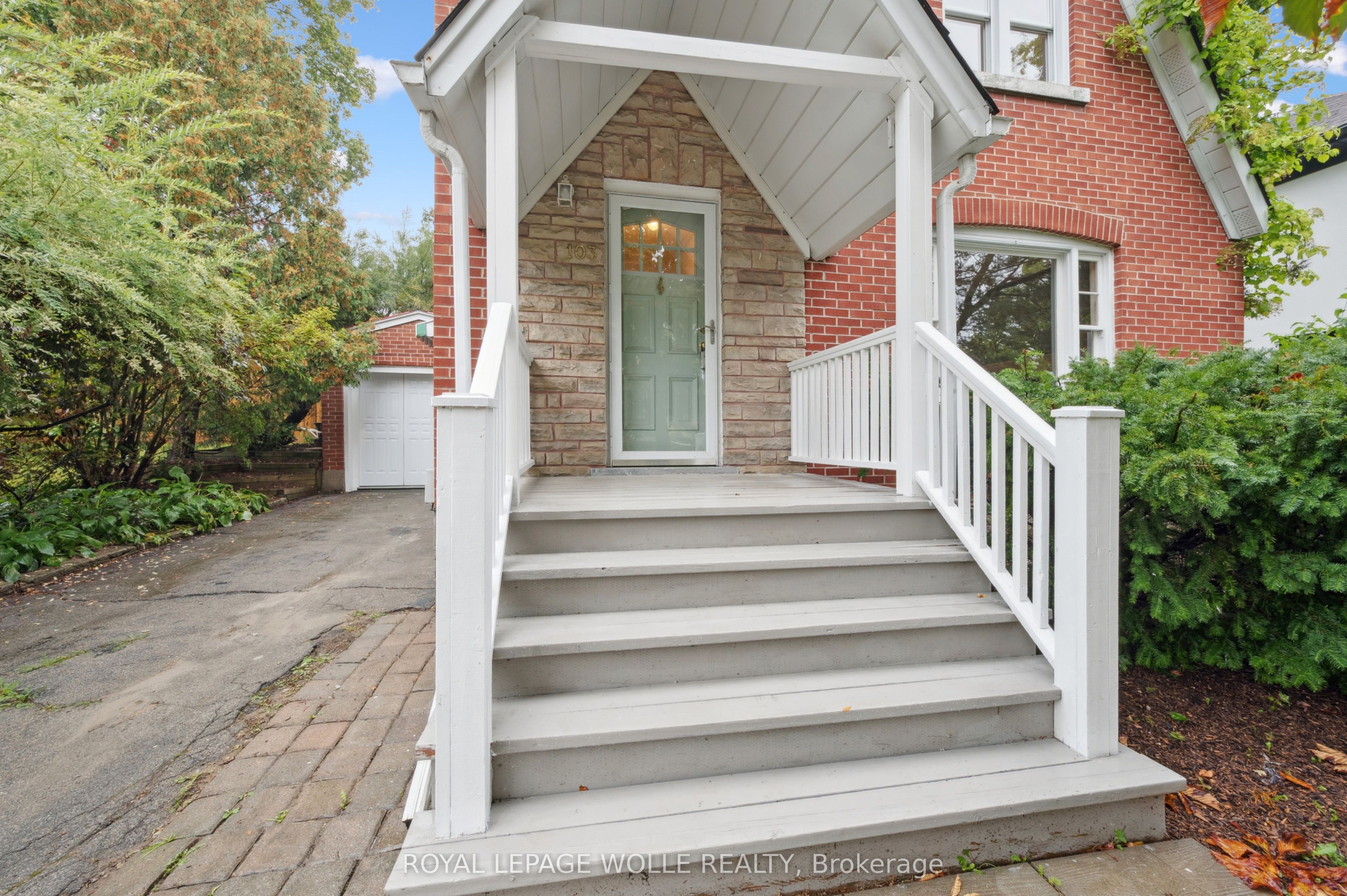103 Dunbar Road S, Waterloo, ON N2L 2E4 photo 5