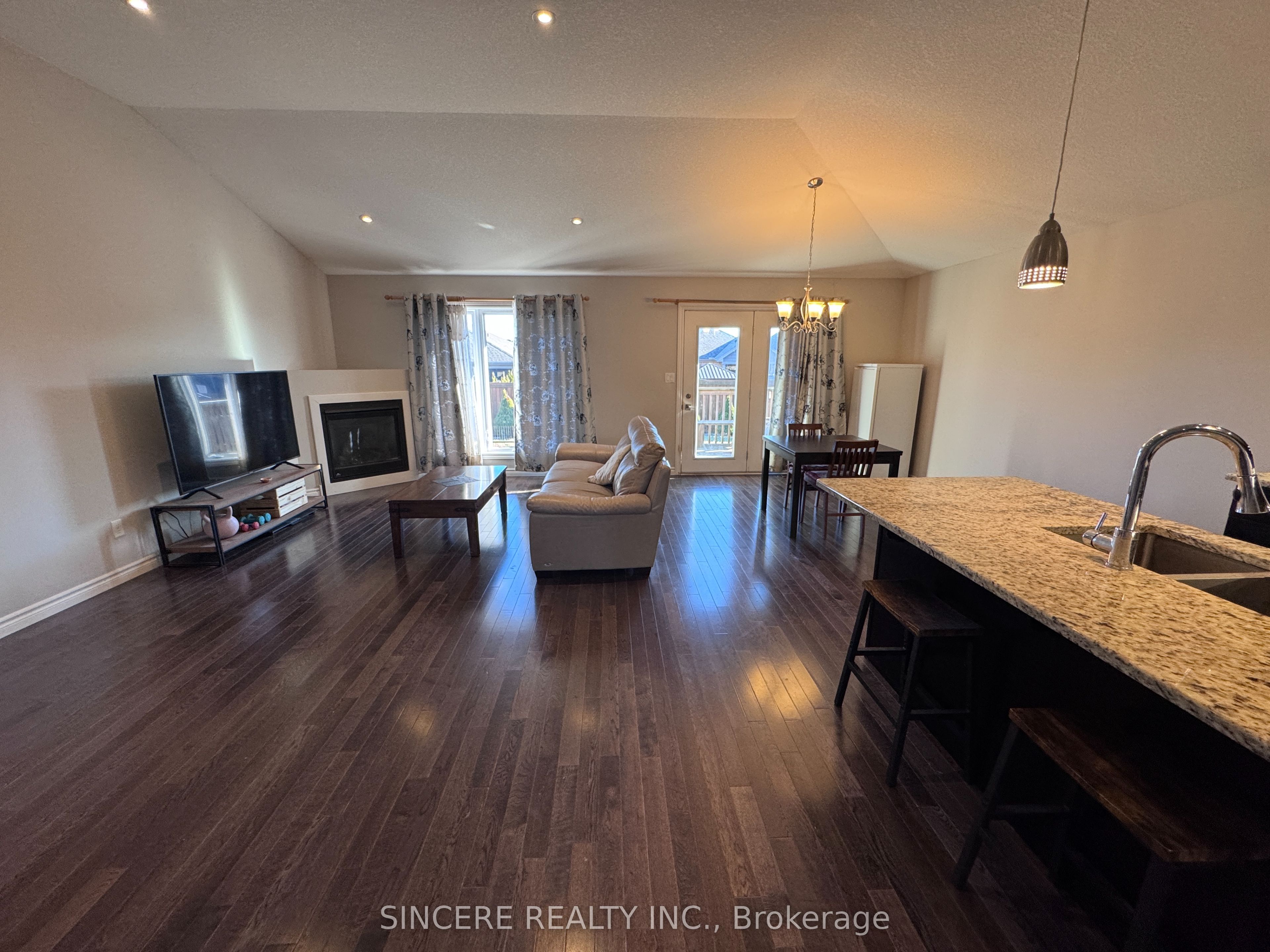 37 Galinee Trail, Norfolk, ON N0A 1N9 photo 5