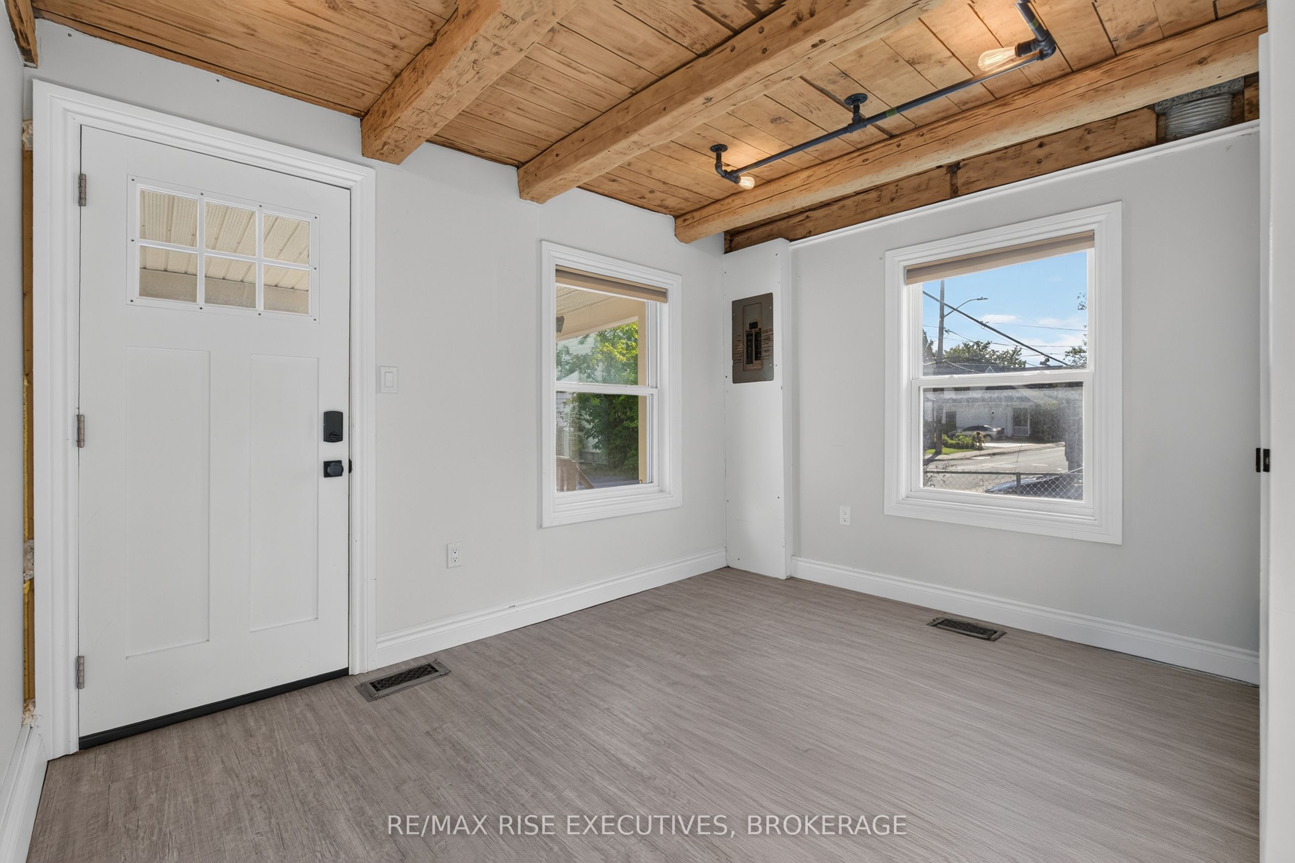 48 Elm Street, Kingston, ON K7K 1M9 photo 4