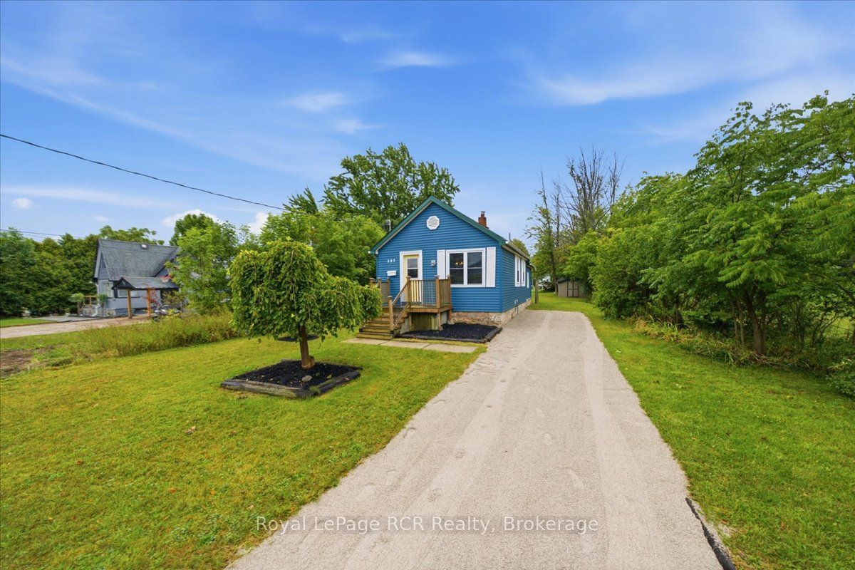 397 27th Street W, Owen Sound, ON N4K 4J7 photo 2