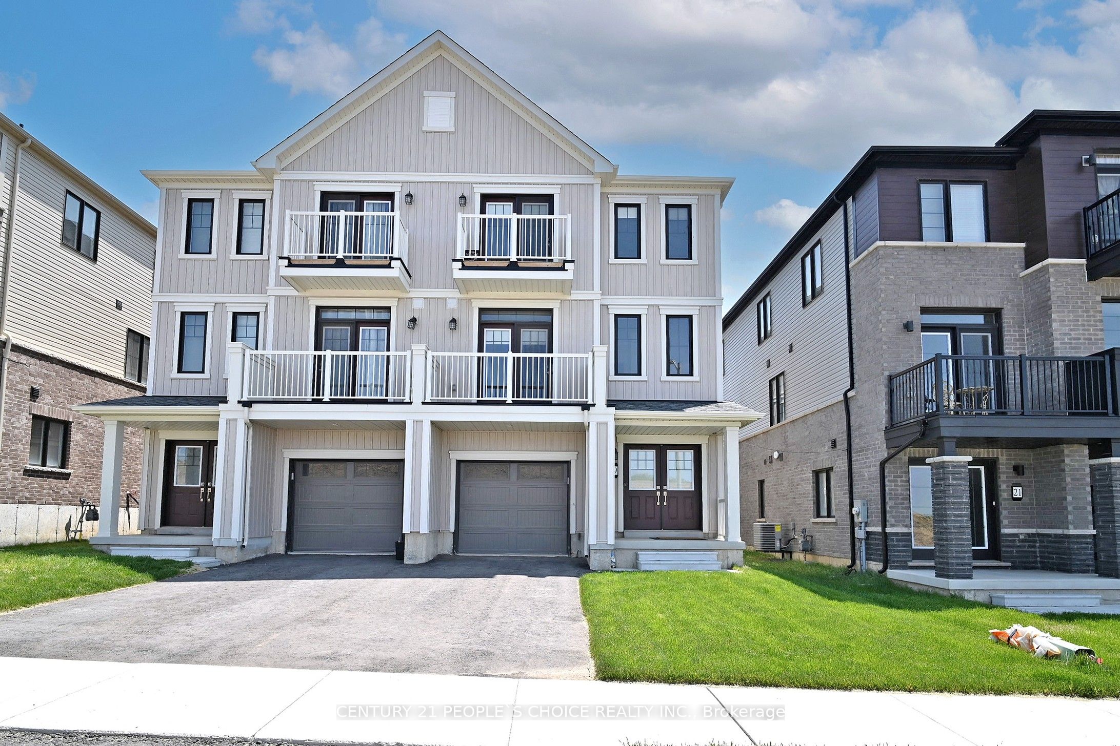 19 Central Market Drive, Haldimand, ON N3W 0J3