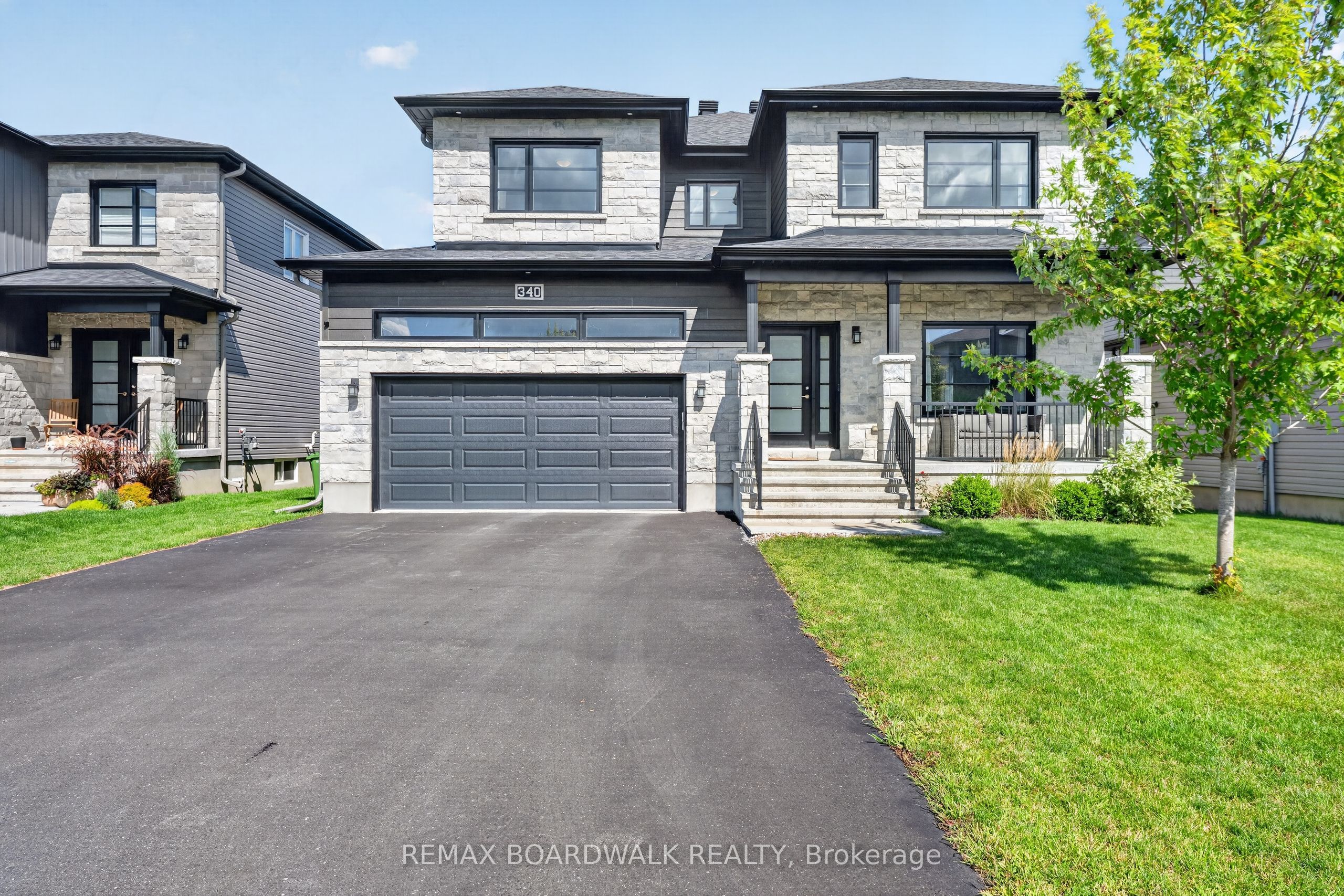 340 Moonlight Drive, Russell, ON K4R 0L1