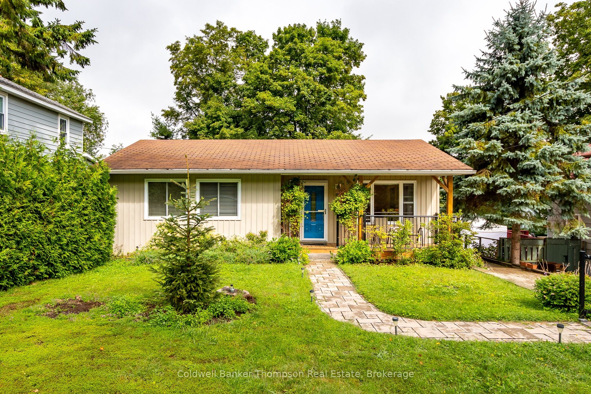 14 Rogers Road, Huntsville, ON P1H 1T1