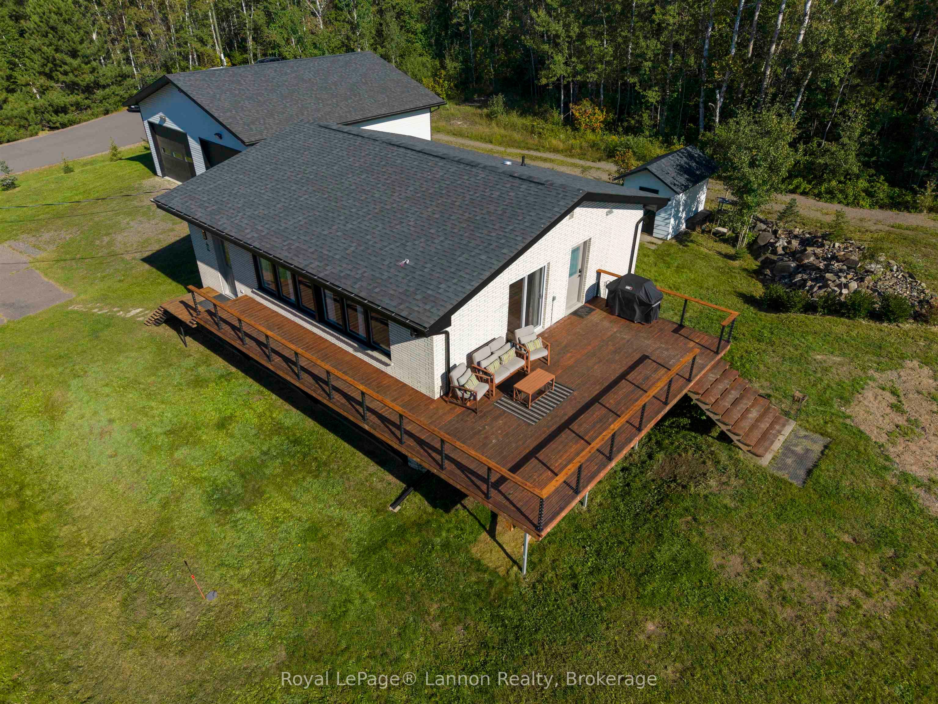 1281 Haugen Road, Shuniah, ON P7A 0K7 photo 2