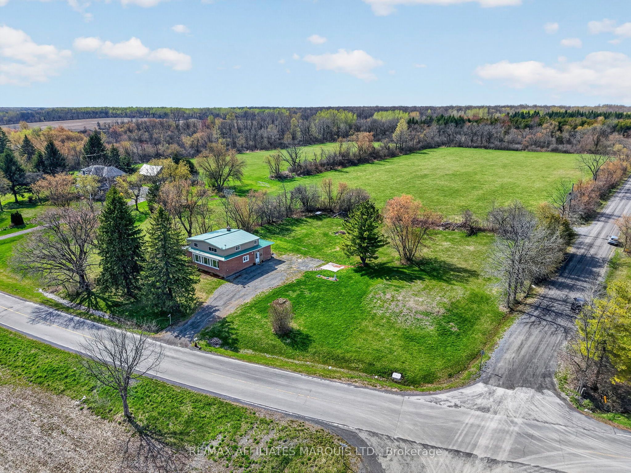 20033 Kenyon Conc Rd 4 Road, North Glengarry, ON K0C 1A0