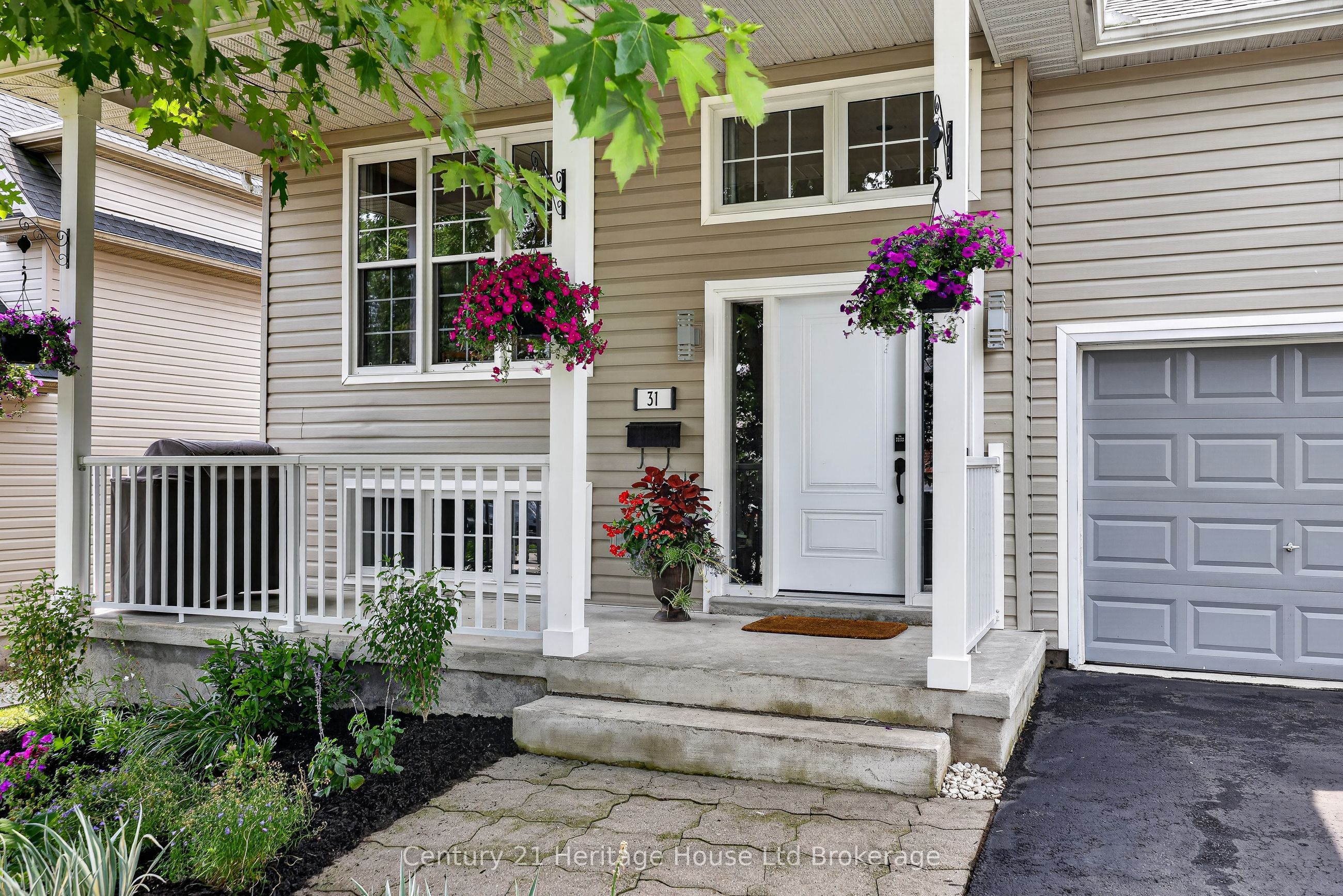 31 Owen Street, Ingersoll, ON N5C 4G7 photo 4