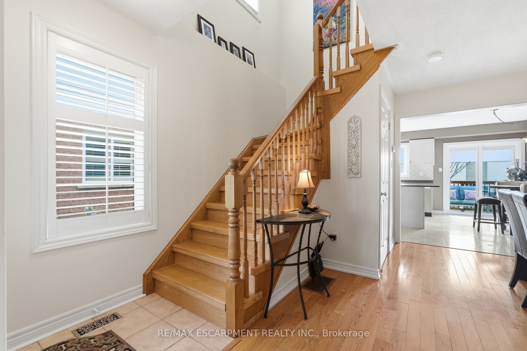 8 SLATER Court, Hamilton, ON L8B 0K8 photo 3