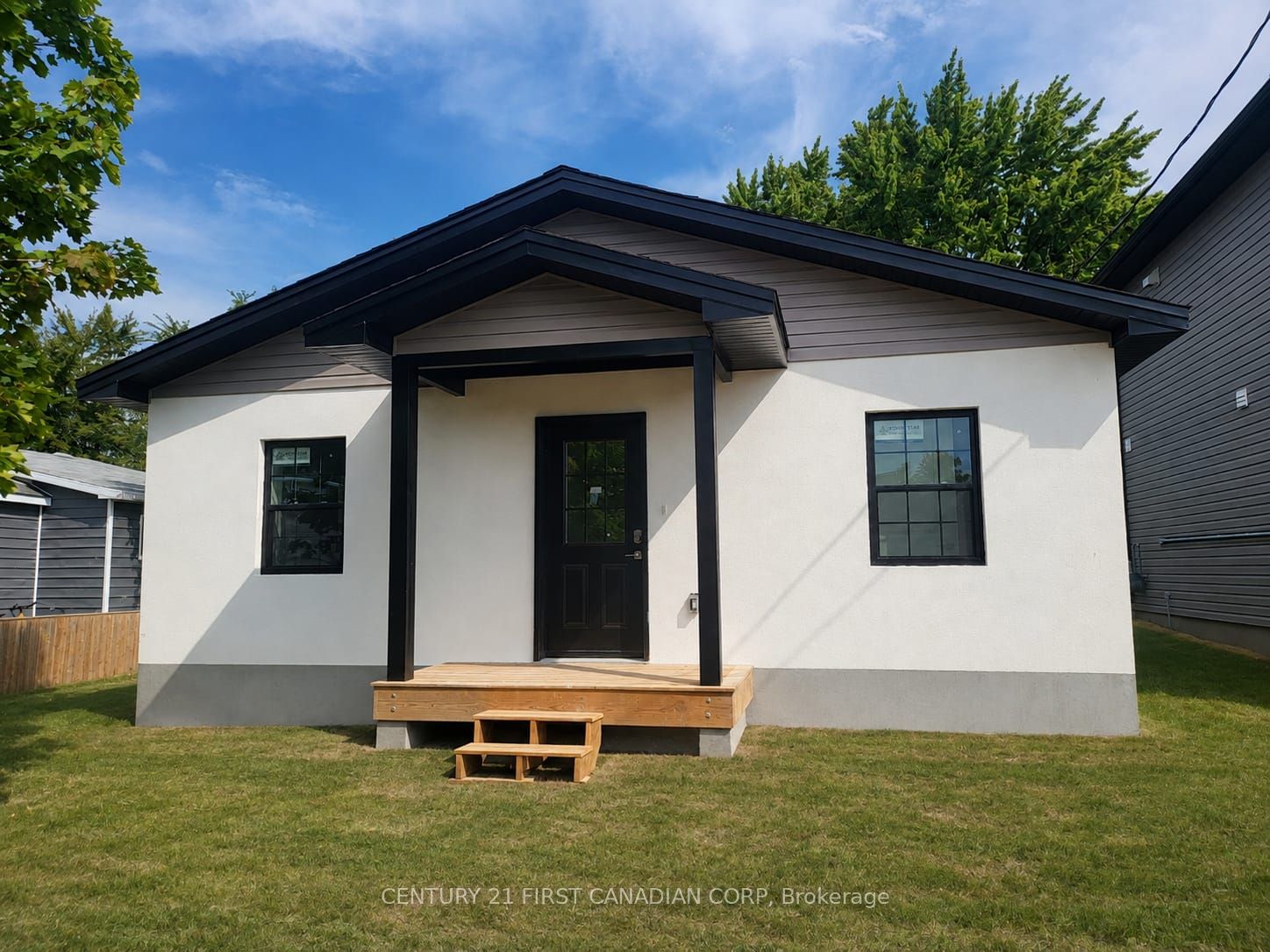 2388 BOSWELL Street, St. Clair, ON N0N 1B0