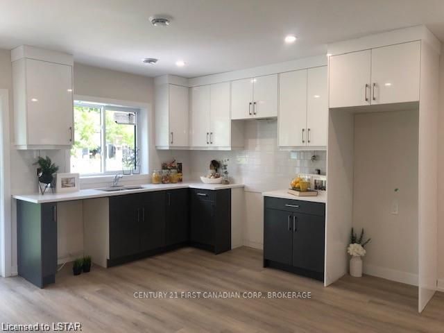 2388 BOSWELL Street, St. Clair, ON N0N 1B0 photo 3
