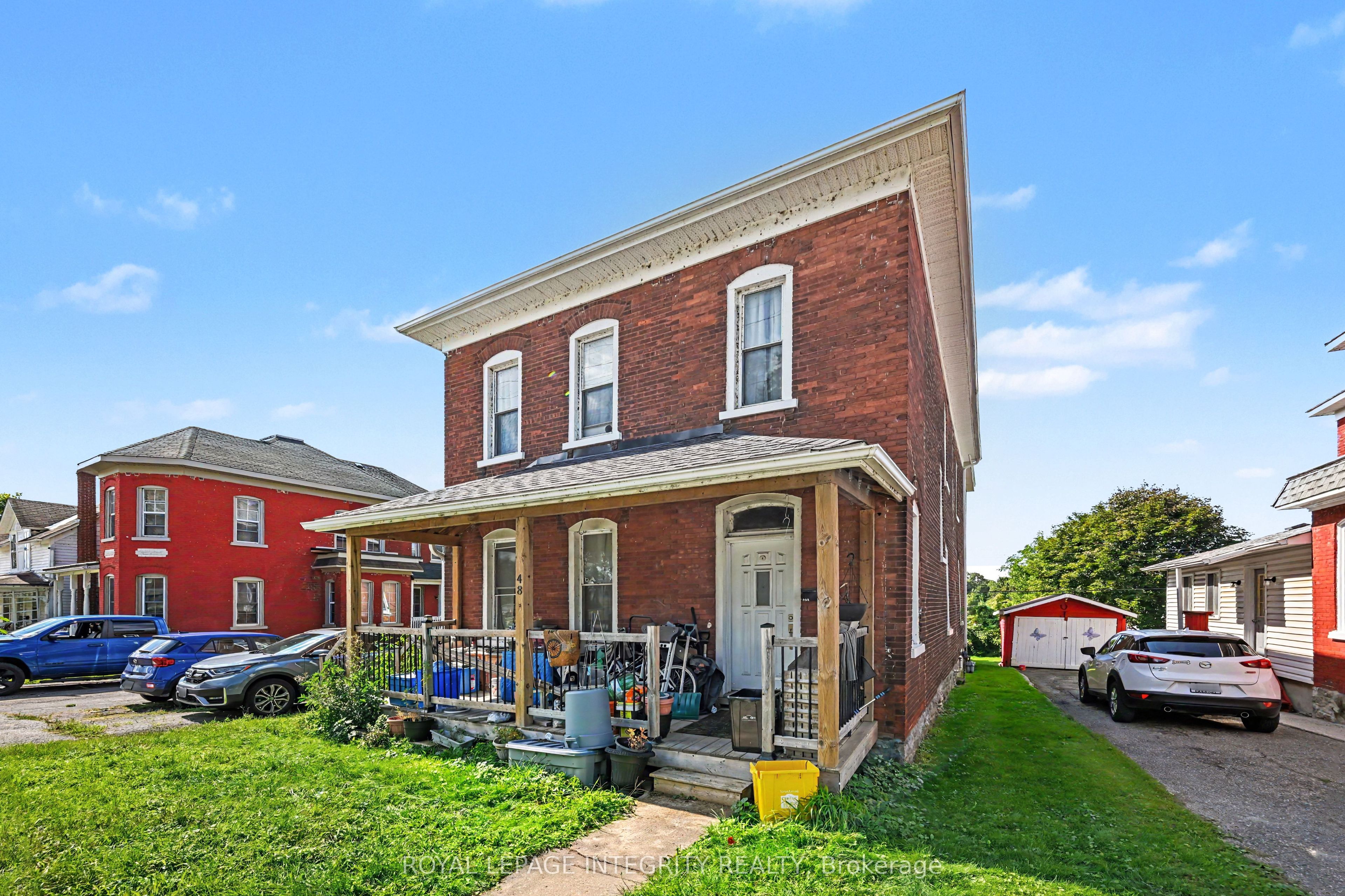 48 Elmsley Street S, Smiths Falls, ON K7A 3P6 photo 2
