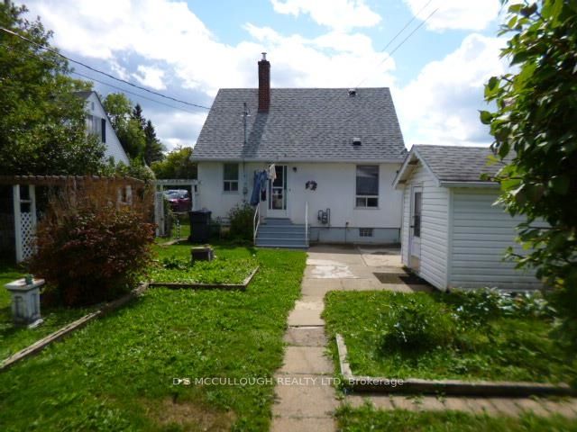 267 Frederica Street W, Thunder Bay, ON P7E 3W1 photo 3