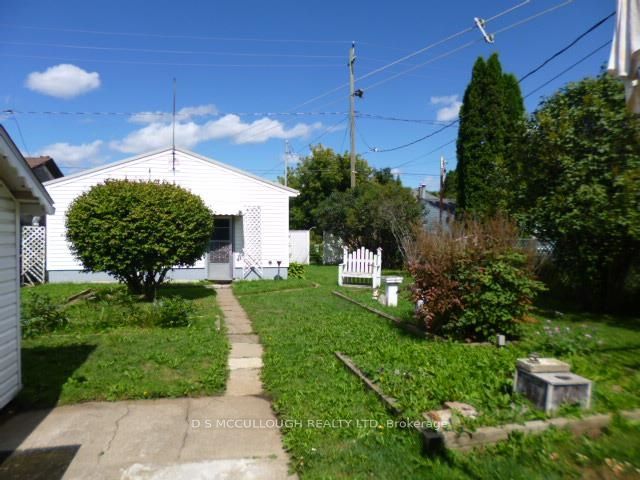 267 Frederica Street W, Thunder Bay, ON P7E 3W1 photo 4