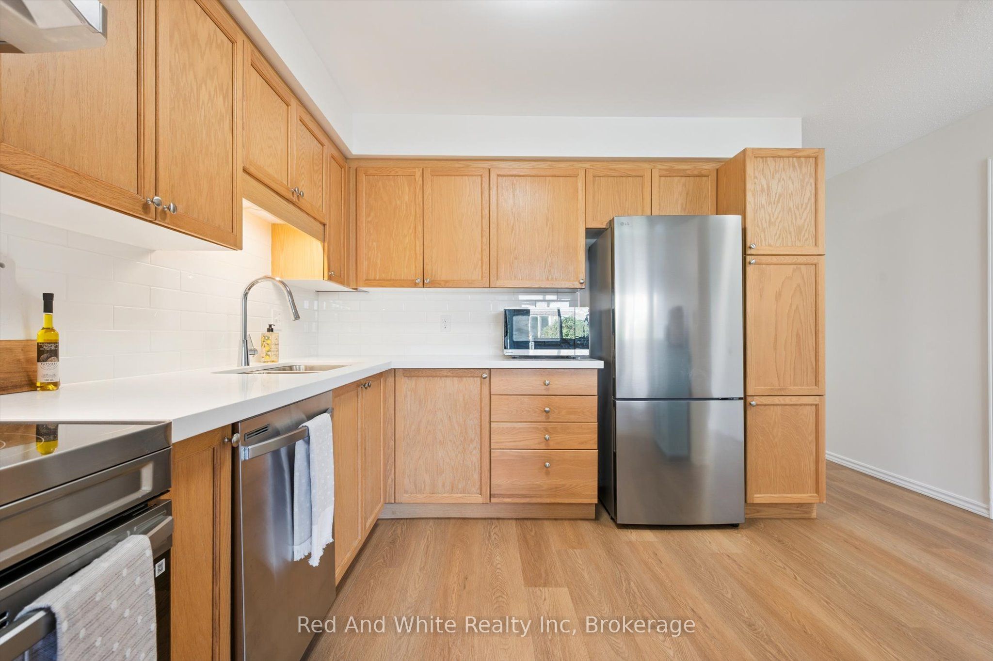 151 Clairfields Drive E 3, Guelph, ON N1L 1P5 photo 5