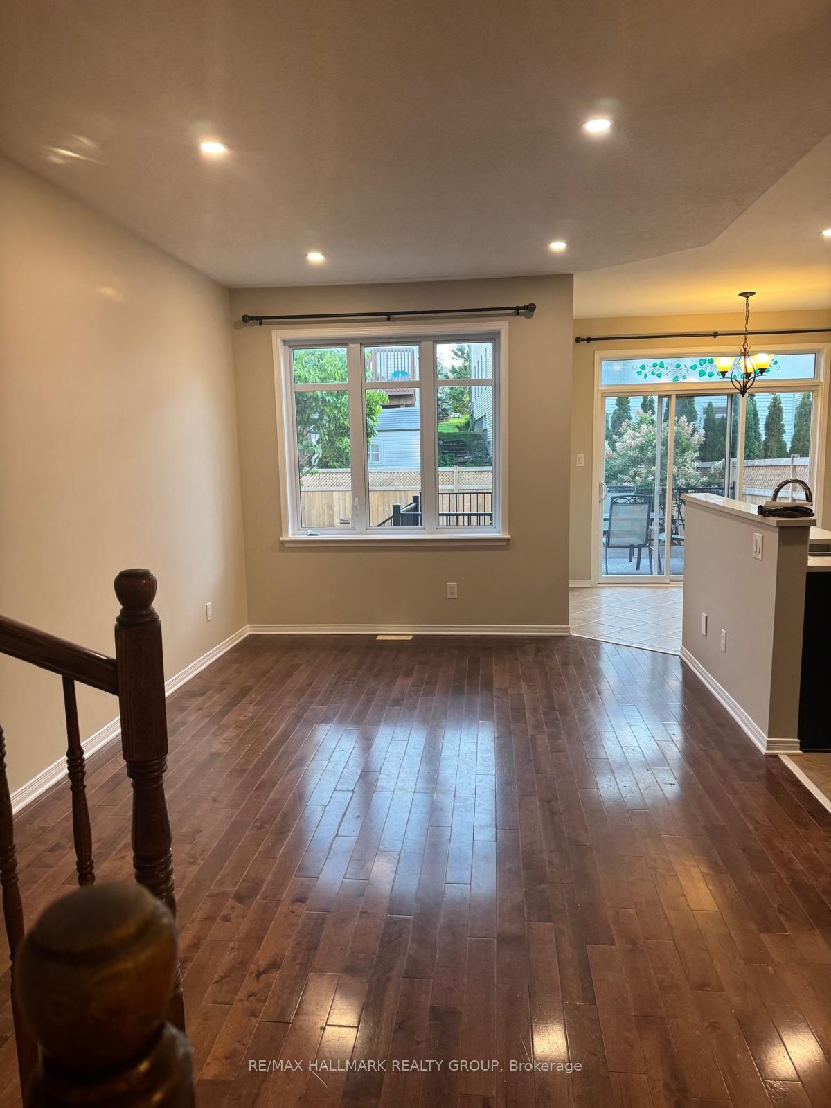 248 Badgeley Avenue, Kanata, ON K2T 0A7 photo 3