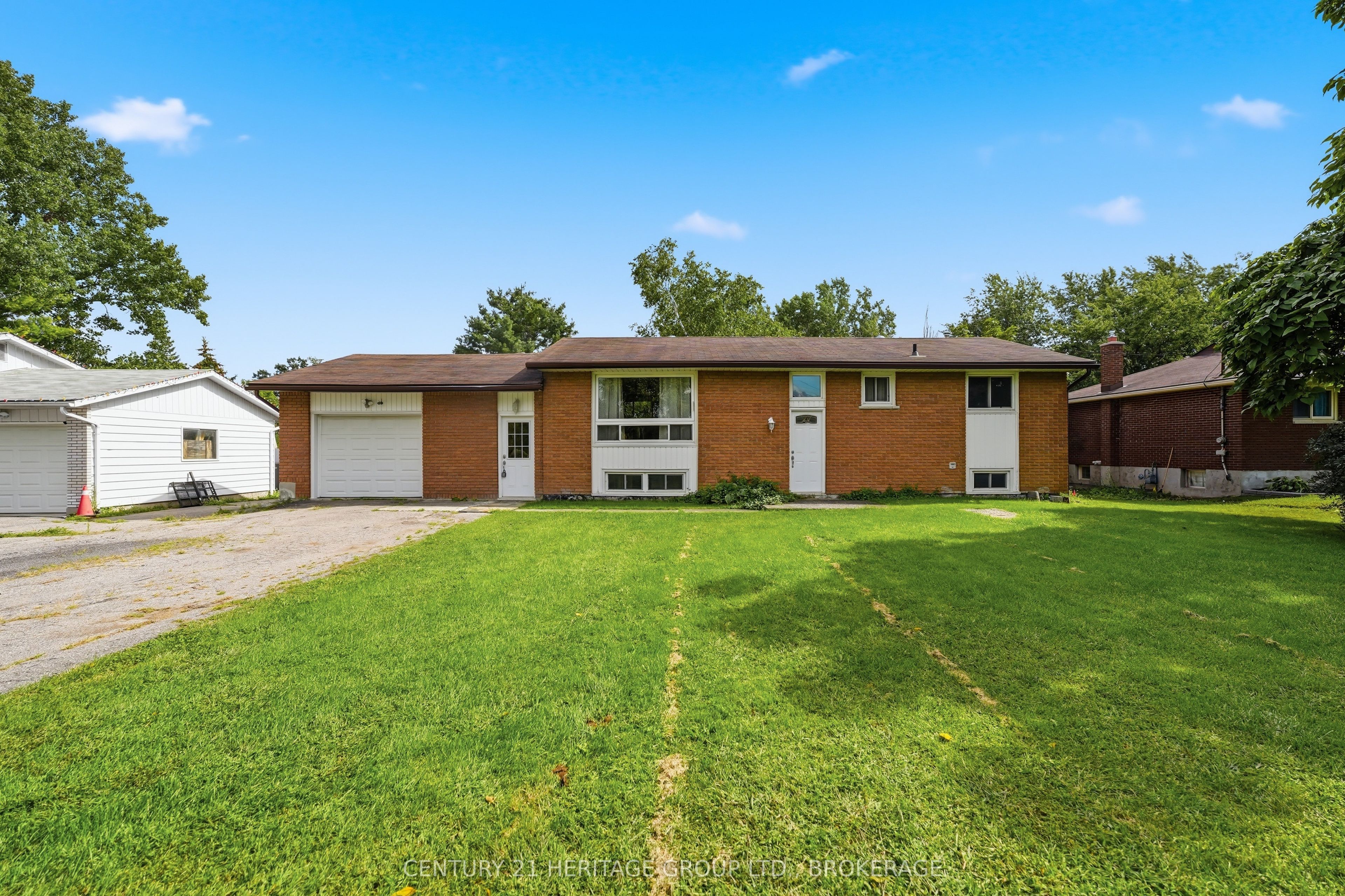 278 Lester Road, Quinte West, ON K8V 5P8 photo 2
