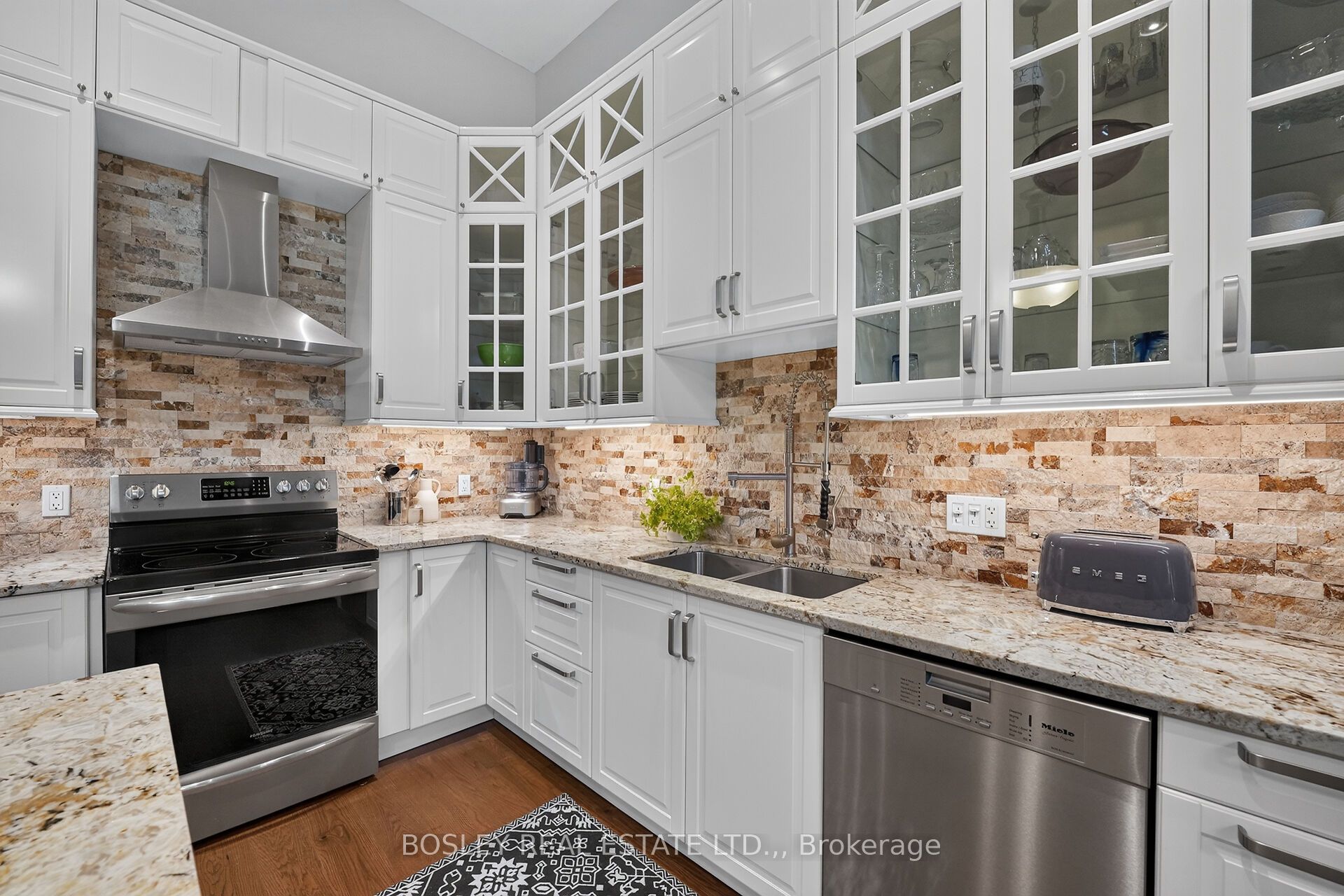 33 Bay Berry Lane, Niagara-on-the-Lake, ON L0S 1J0 photo 4