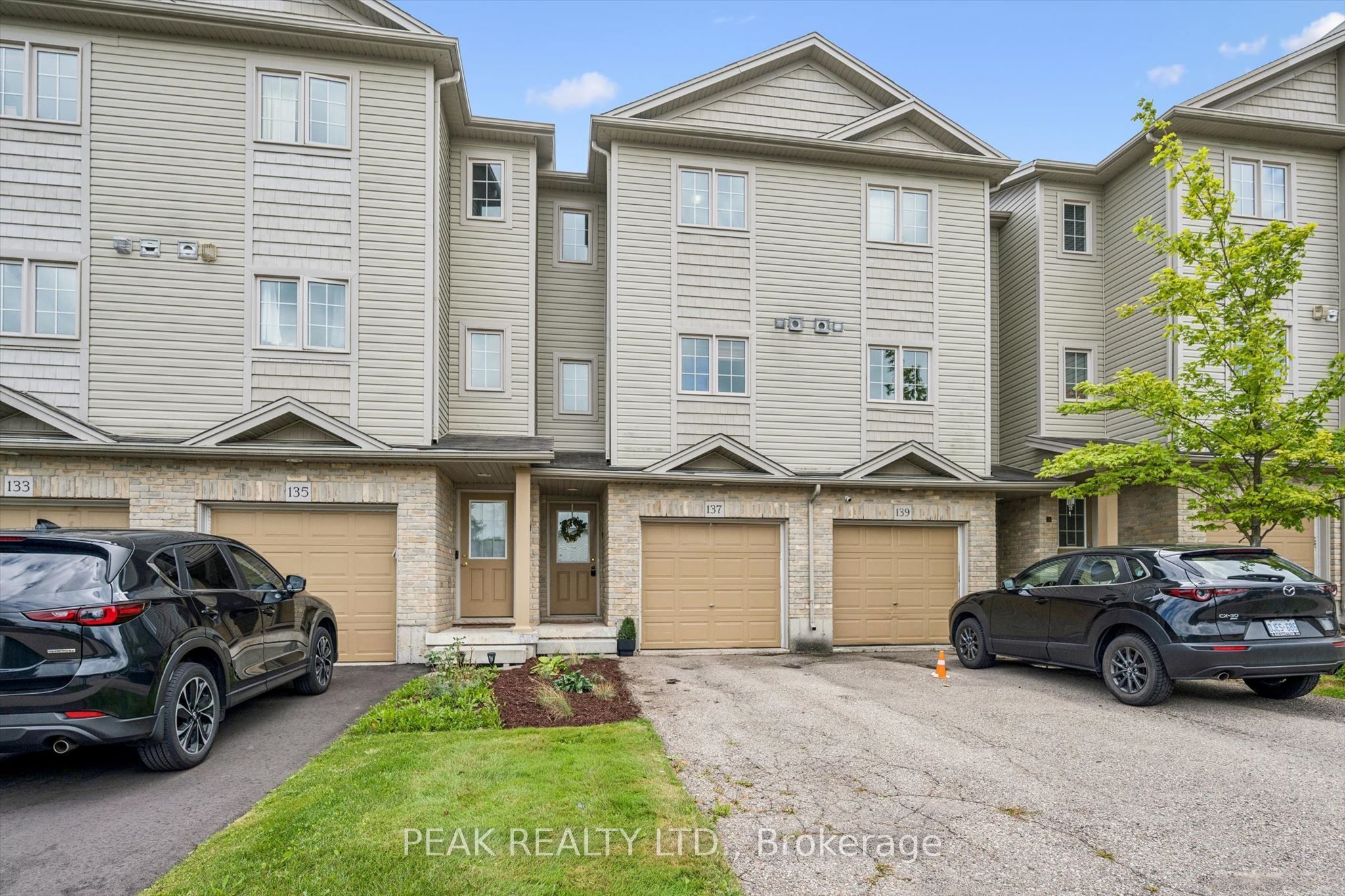 137 Highland Crescent, Kitchener, ON N2M 0A1 photo 4