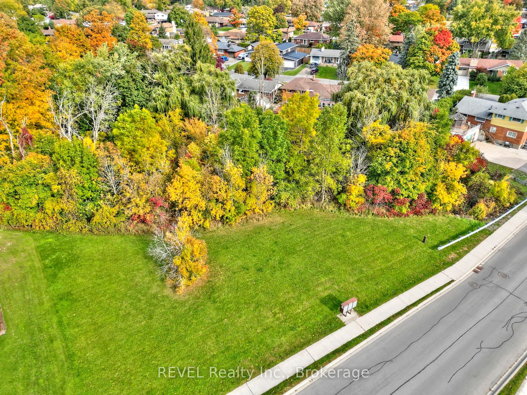 55, 59 & 63 Colbeck Drive, Welland, ON L3C 7B2