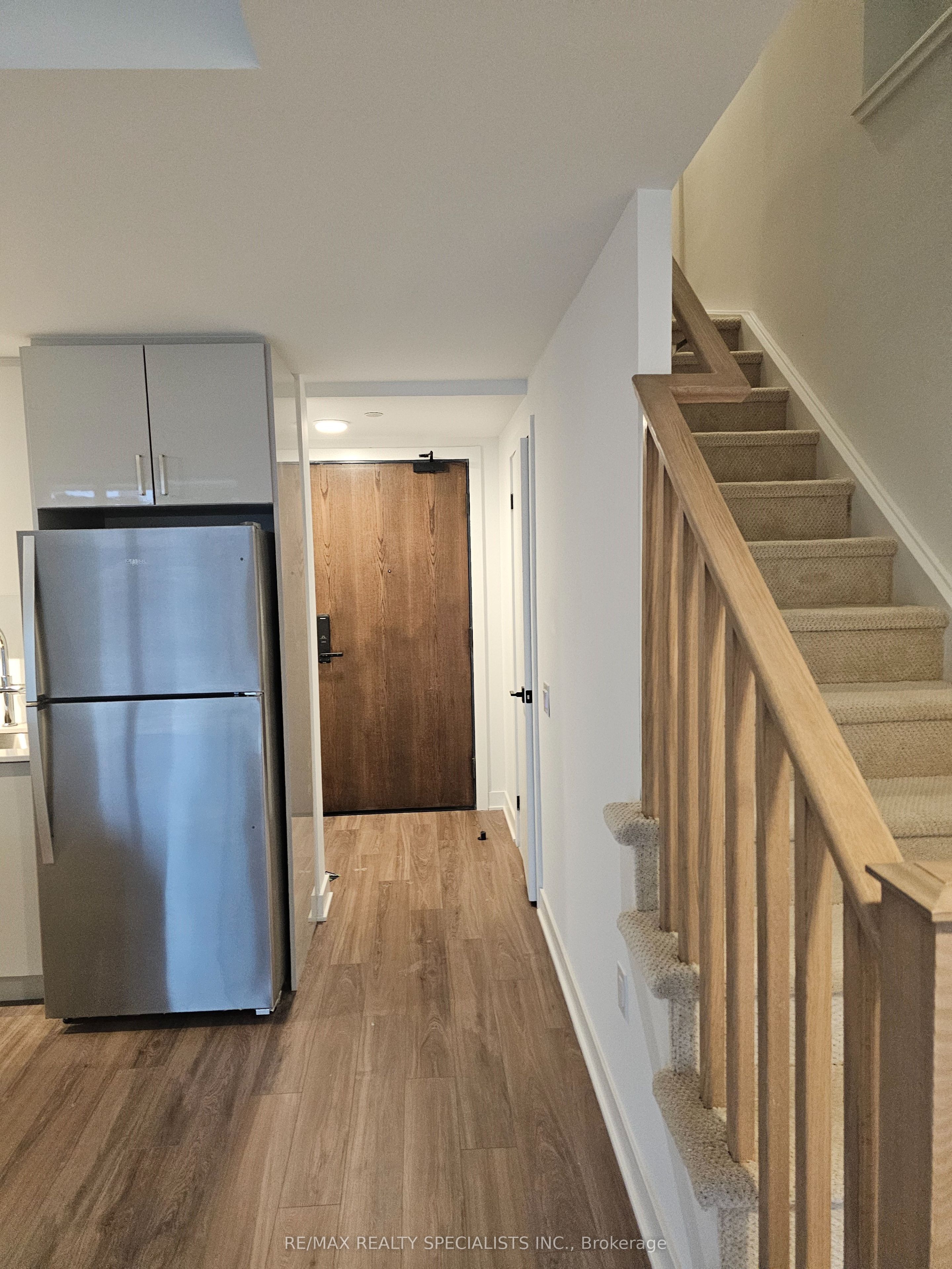 2782 Barton Street 105, Hamilton, ON L8E 2J8 photo 4