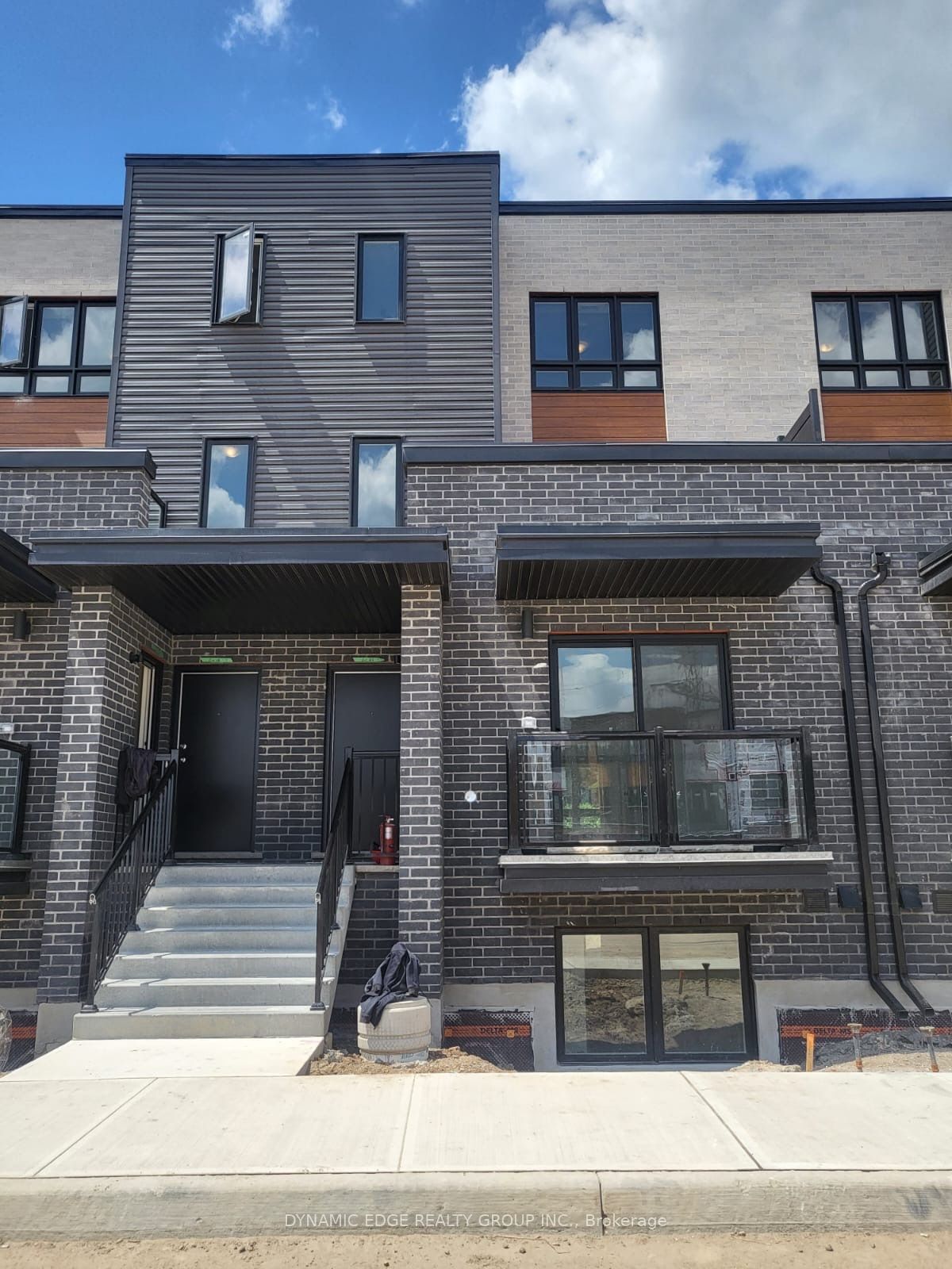 235 Chapel Hill Drive 25, Kitchener, ON N2R 0S4