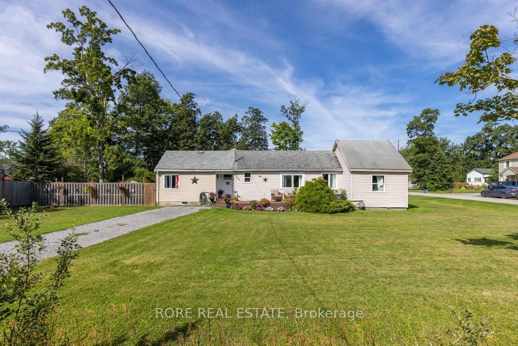 223 Bernard Avenue, Fort Erie, ON L0S 1N0 photo 2