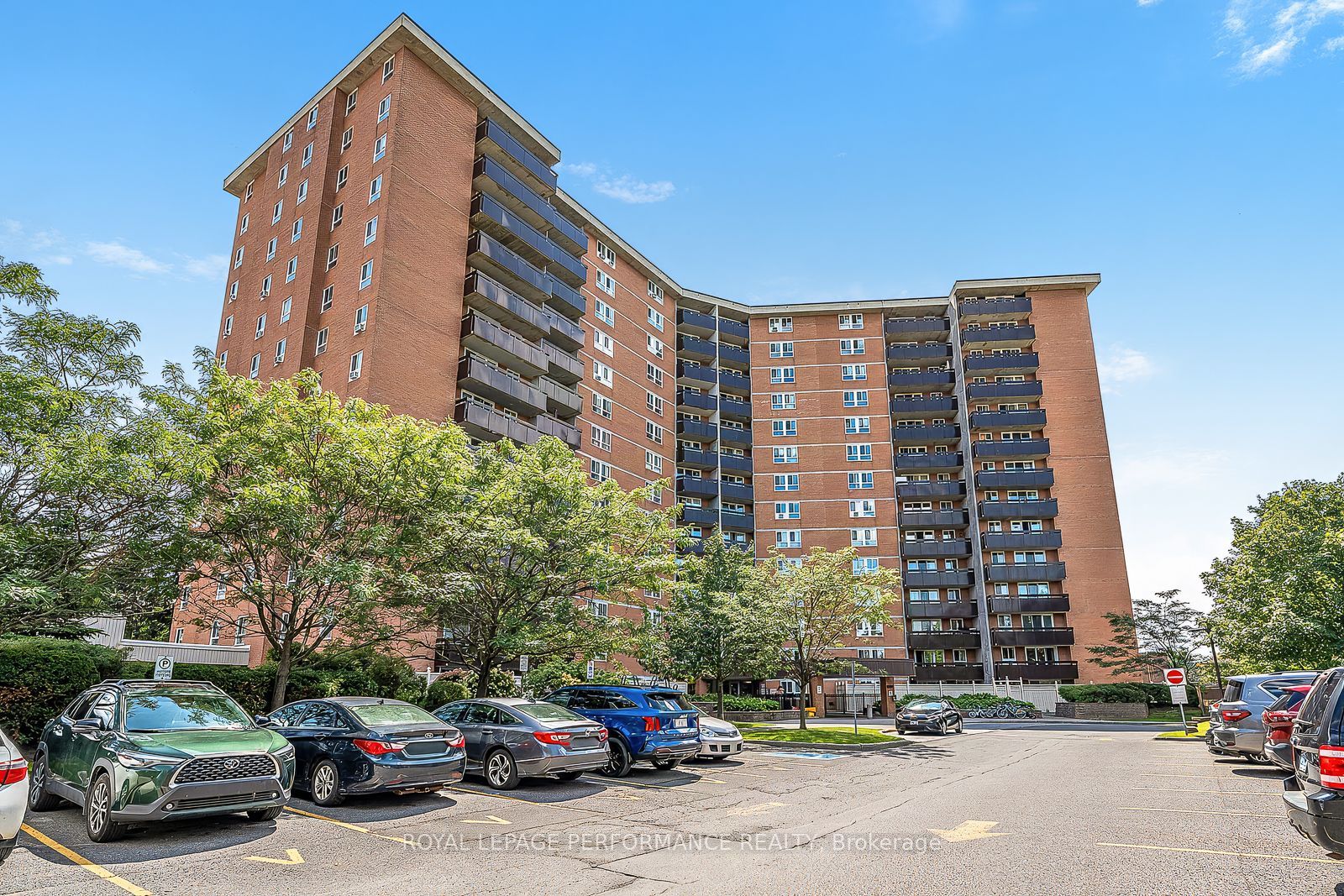 2000 Jasmine Crescent 1406, Beacon Hill North - South and Area, ON K1J 8K4