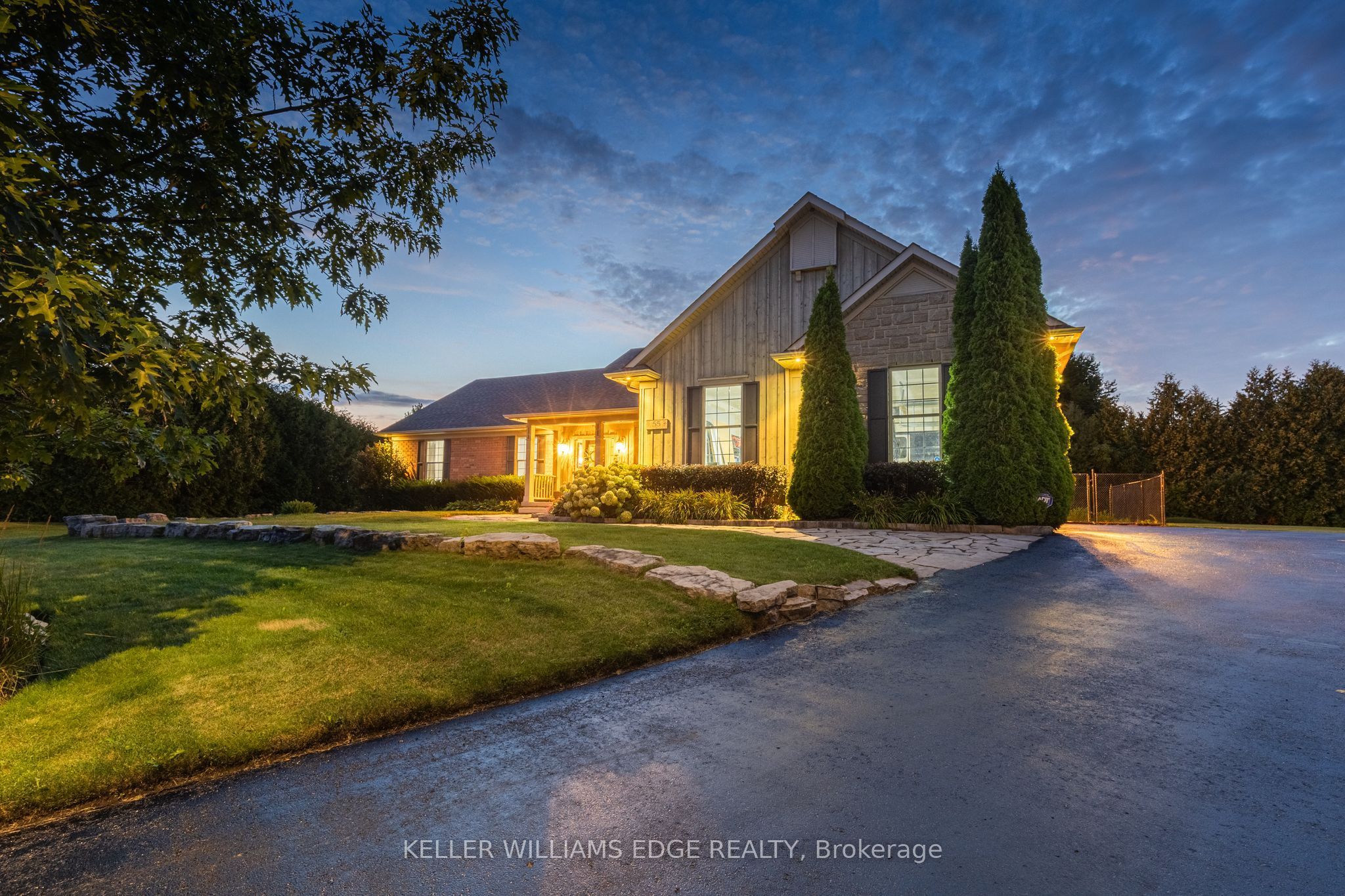 55 Karendale Court, Hamilton, ON L8B 0Z6 photo 2