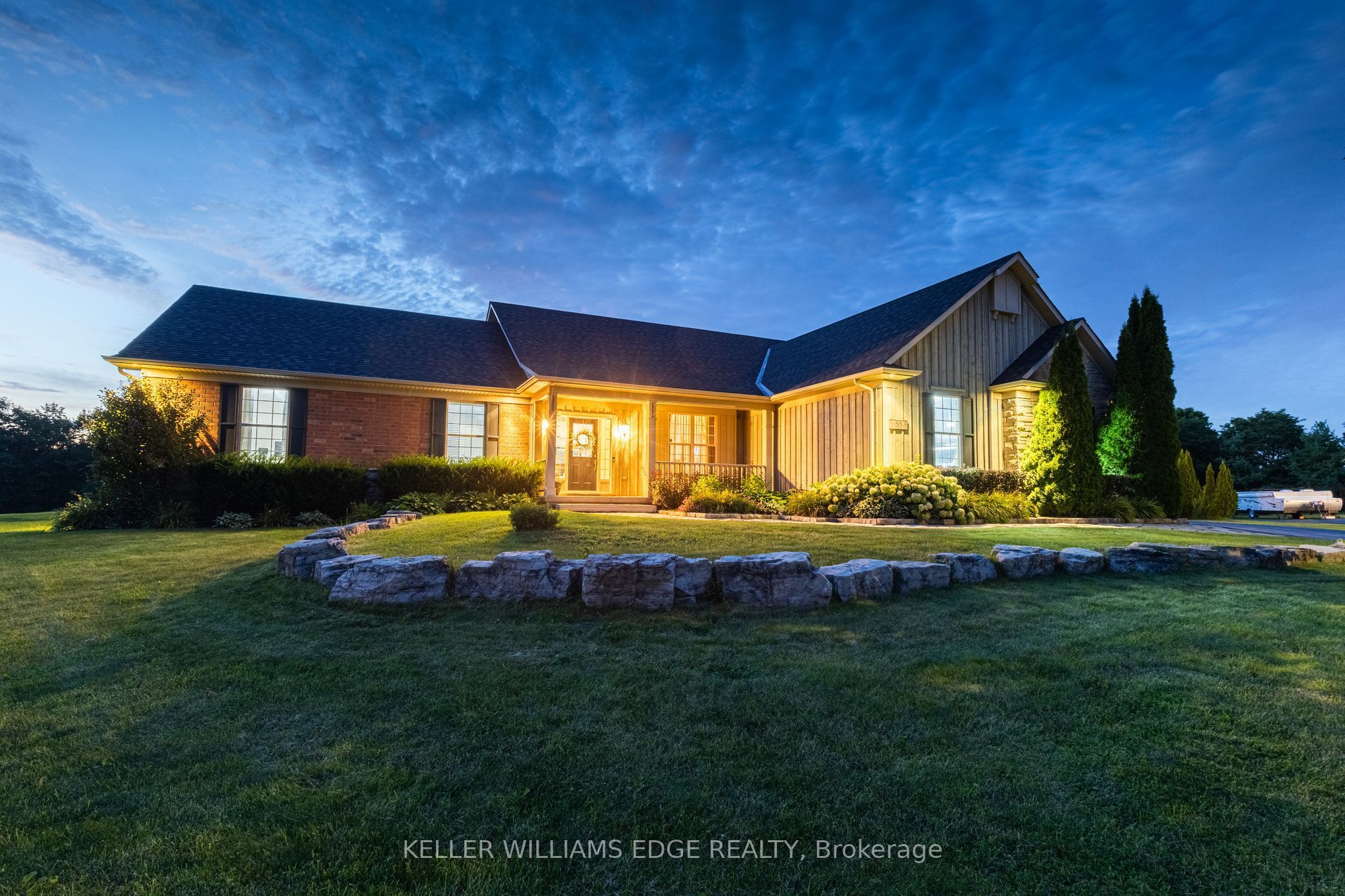 55 Karendale Court, Hamilton, ON L8B 0Z6 photo 3