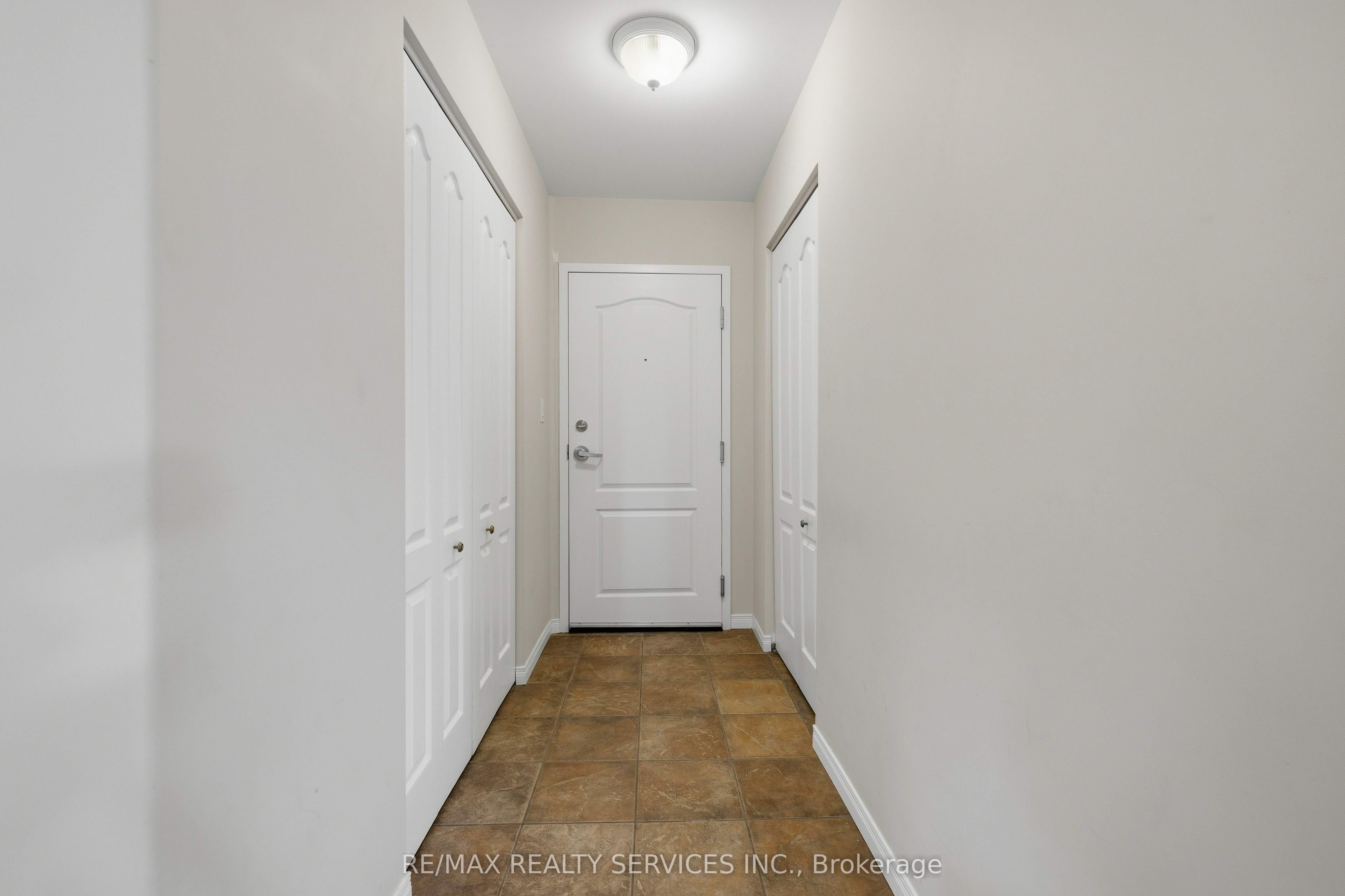 350 Wellington Street 212, Kingston, ON K7K 7J7 photo 5