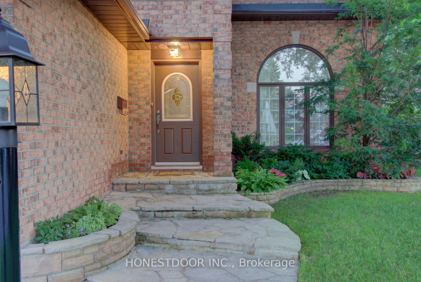 34 Long Gate Court, Barrhaven, ON K2J 4E7 photo 3