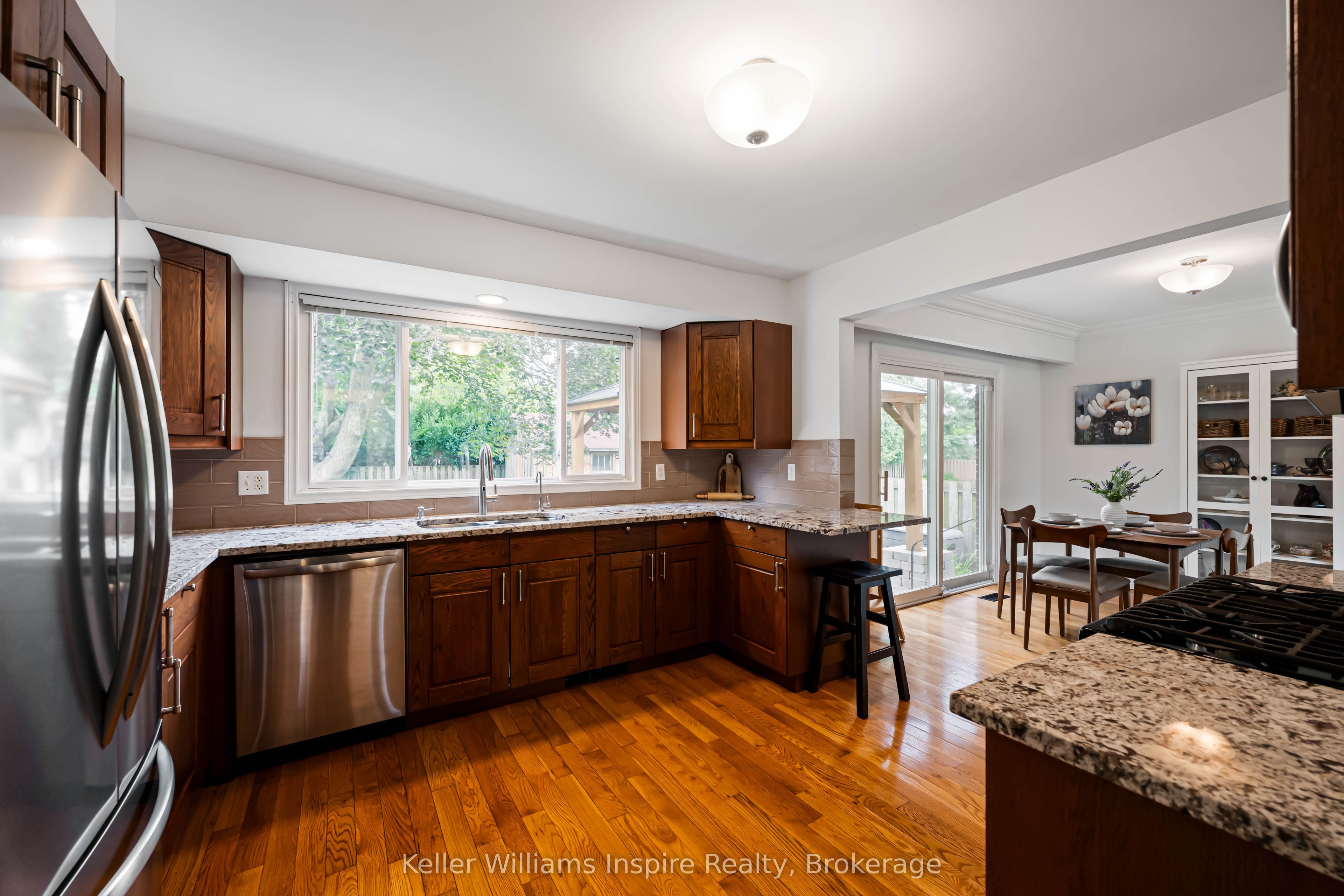 14 CHELTONWOOD AVE., Guelph, ON N1E 4E3 photo 4