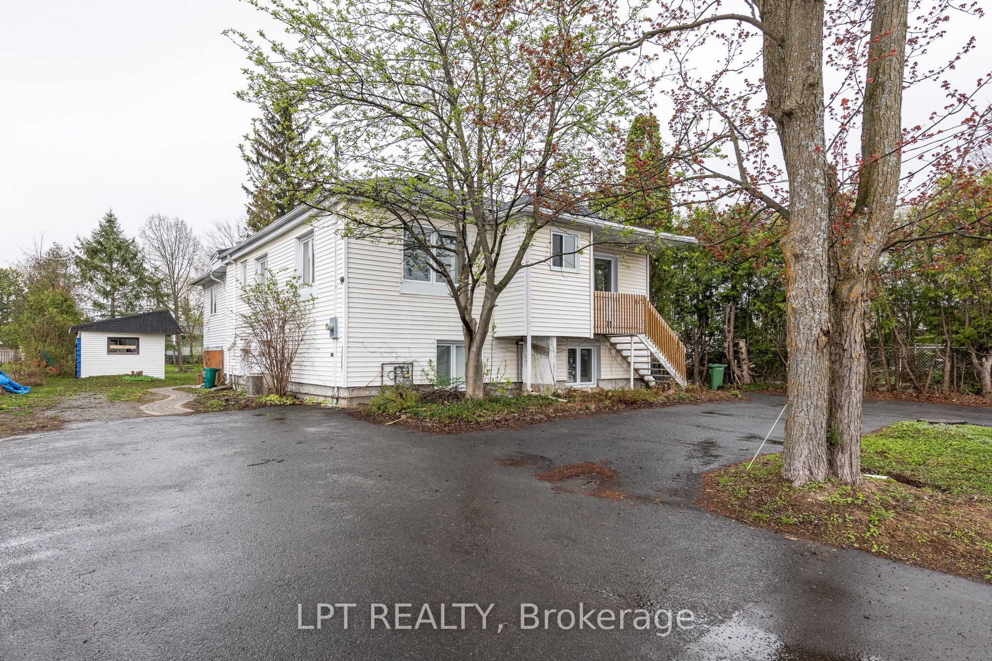 1474 GOTH Avenue, Blossom Park - Airport and Area, ON K1T 1E4