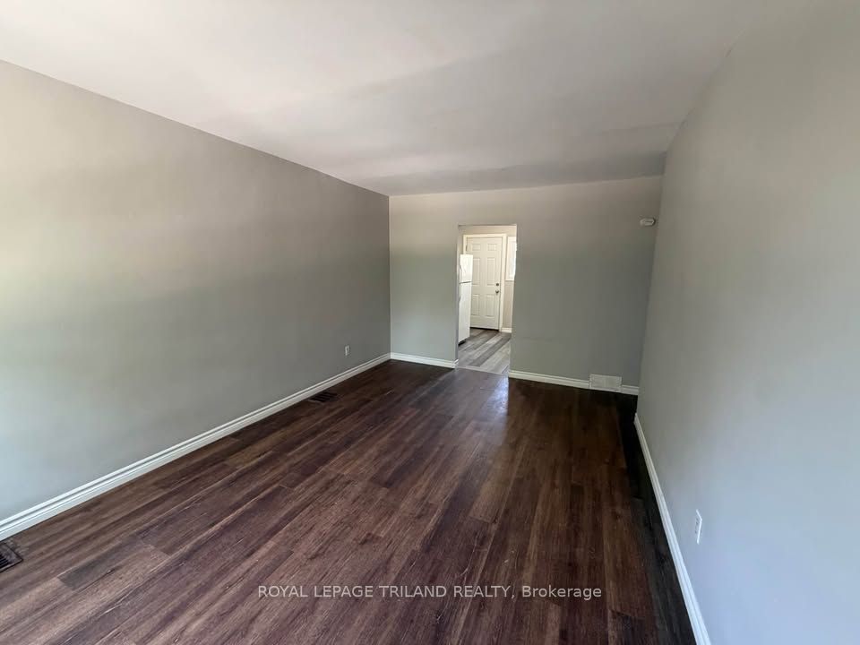 202 Colborne Street B, London East, ON N6B 2S2 photo 3
