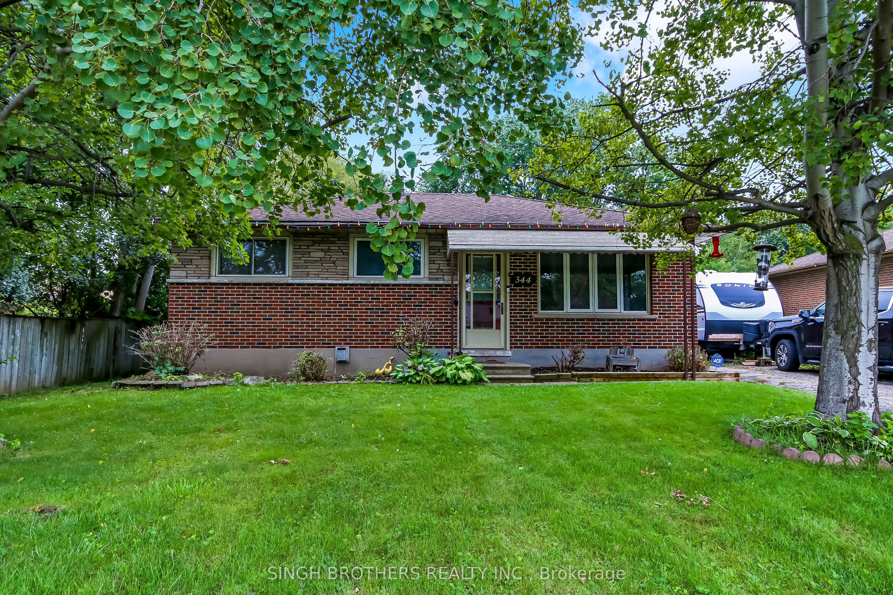 344 Springbank Avenue N, Woodstock, ON N4S 7R6