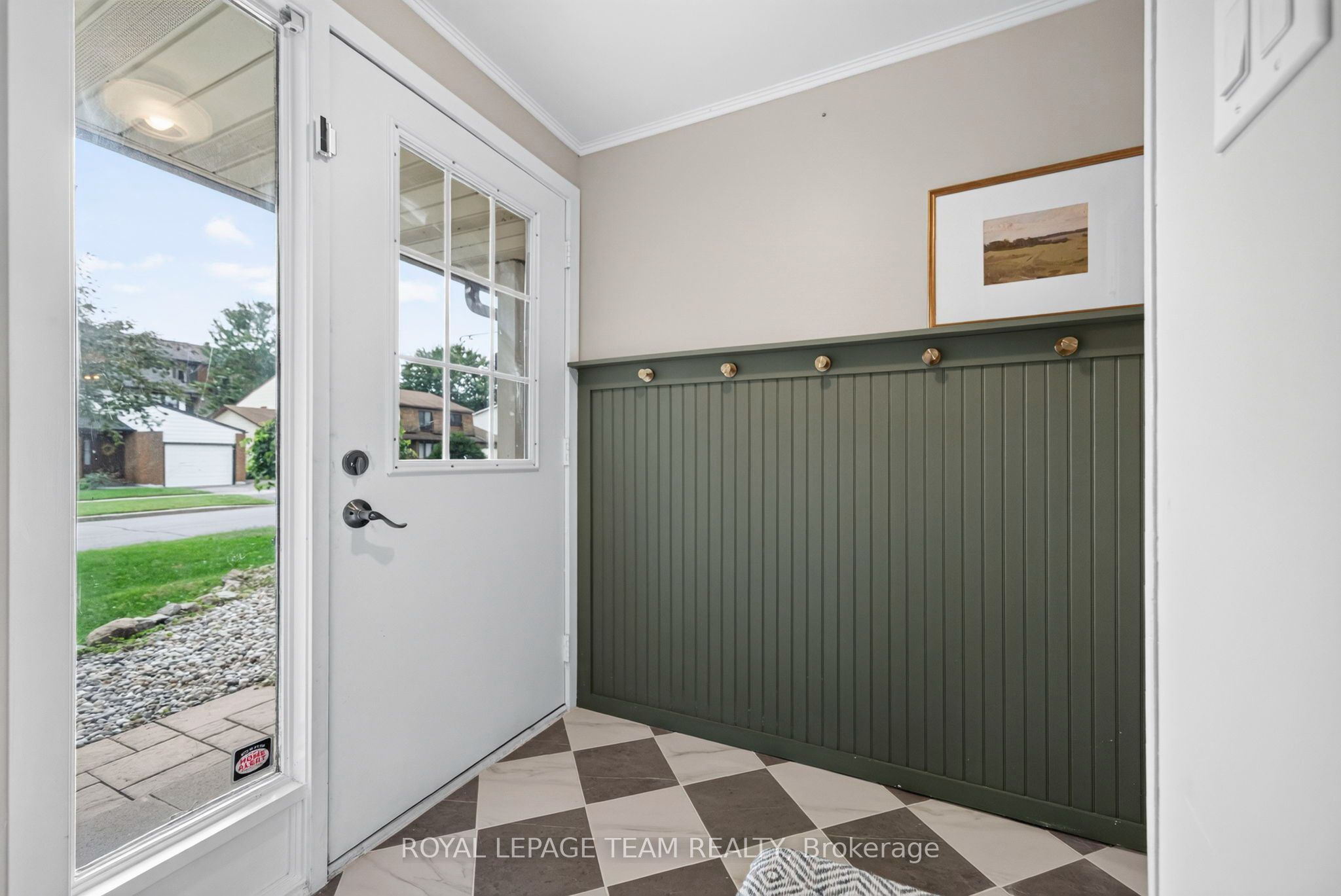 2333 Cotters Crescent, Hunt Club - Windsor Park Village and Area, ON K1V 8Y7 photo 5