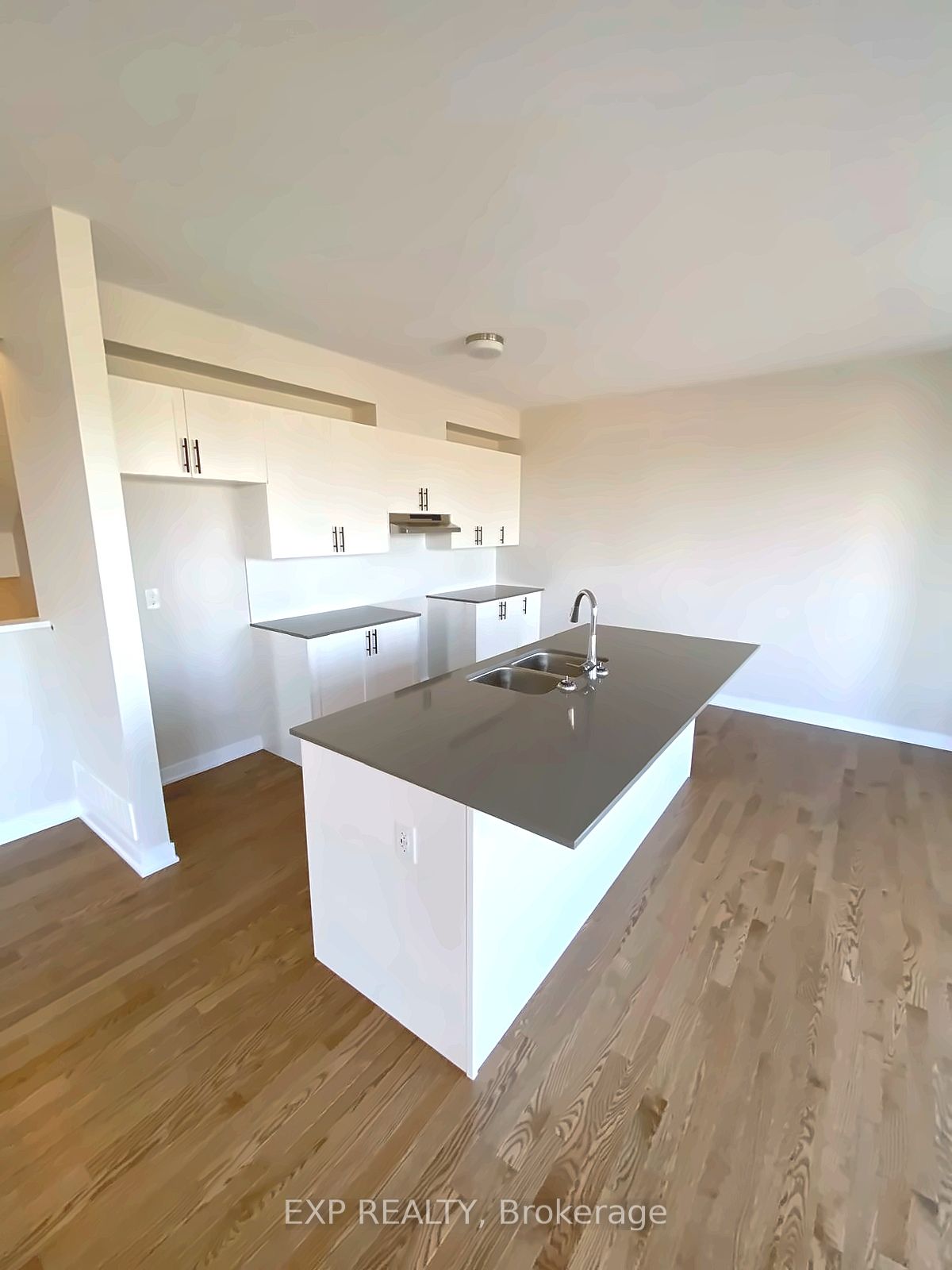 214 Conservancy Drive, Barrhaven, ON K2J 7M5 photo 3