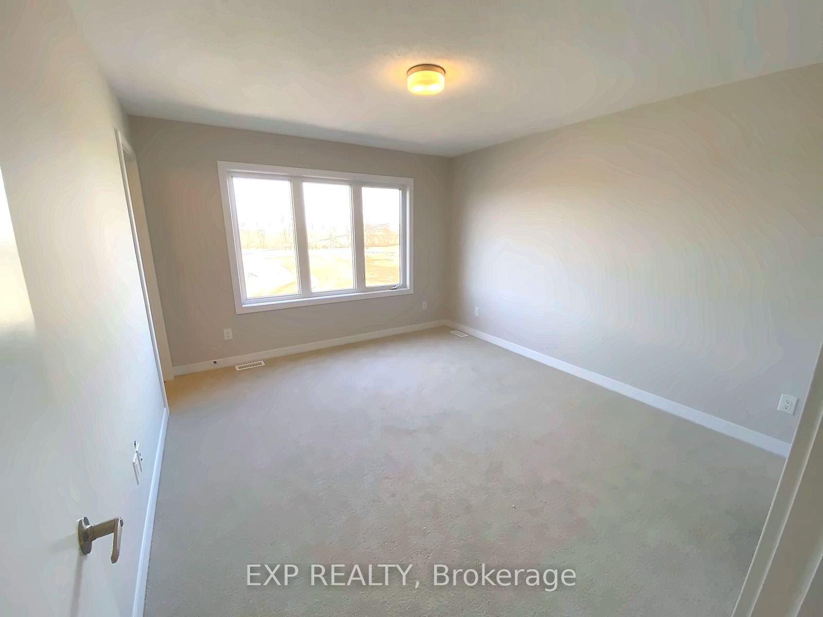 214 Conservancy Drive, Barrhaven, ON K2J 7M5 photo 4