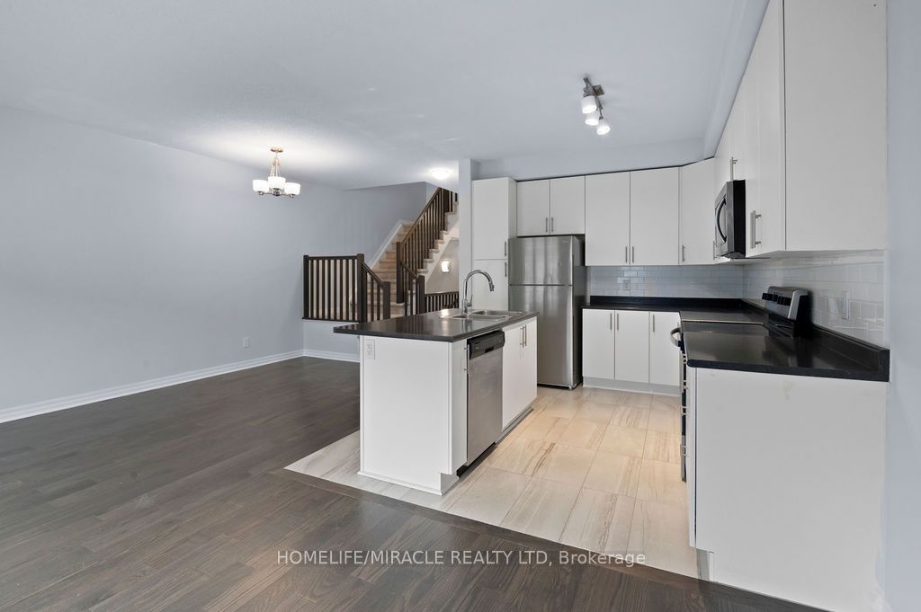 153 Overberg Way, Kanata, ON K2S 0V8 photo 4