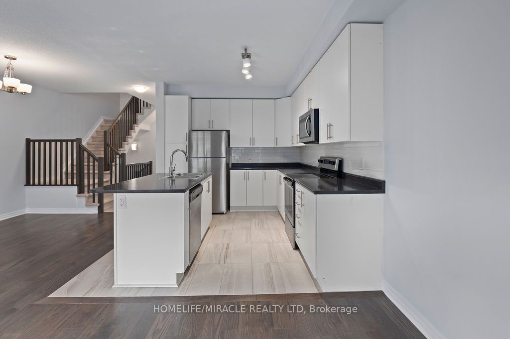 153 Overberg Way, Kanata, ON K2S 0V8 photo 5