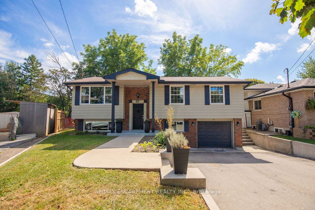57 Valery Court, Hamilton, ON L9C 2W2 photo 2