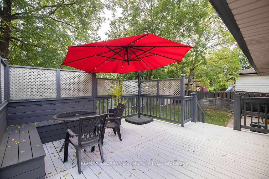 57 Valery Court, Hamilton, ON L9C 2W2 photo 5