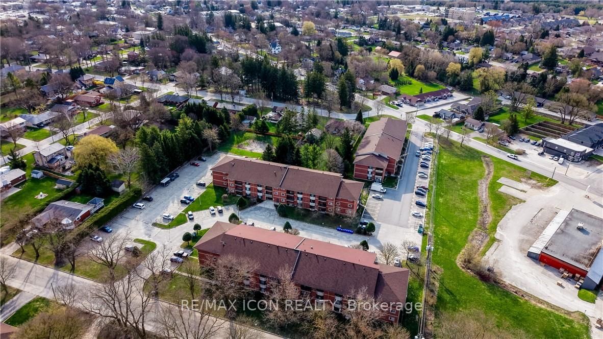 440 Durham Street W 5, Wellington North, ON N0G 2L1 photo 2