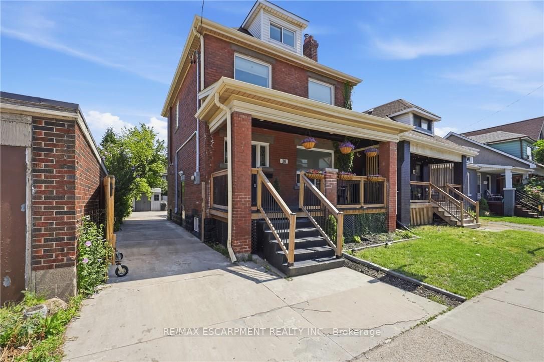30 Lottridge Street, Hamilton, ON L8L 6T5 photo 2