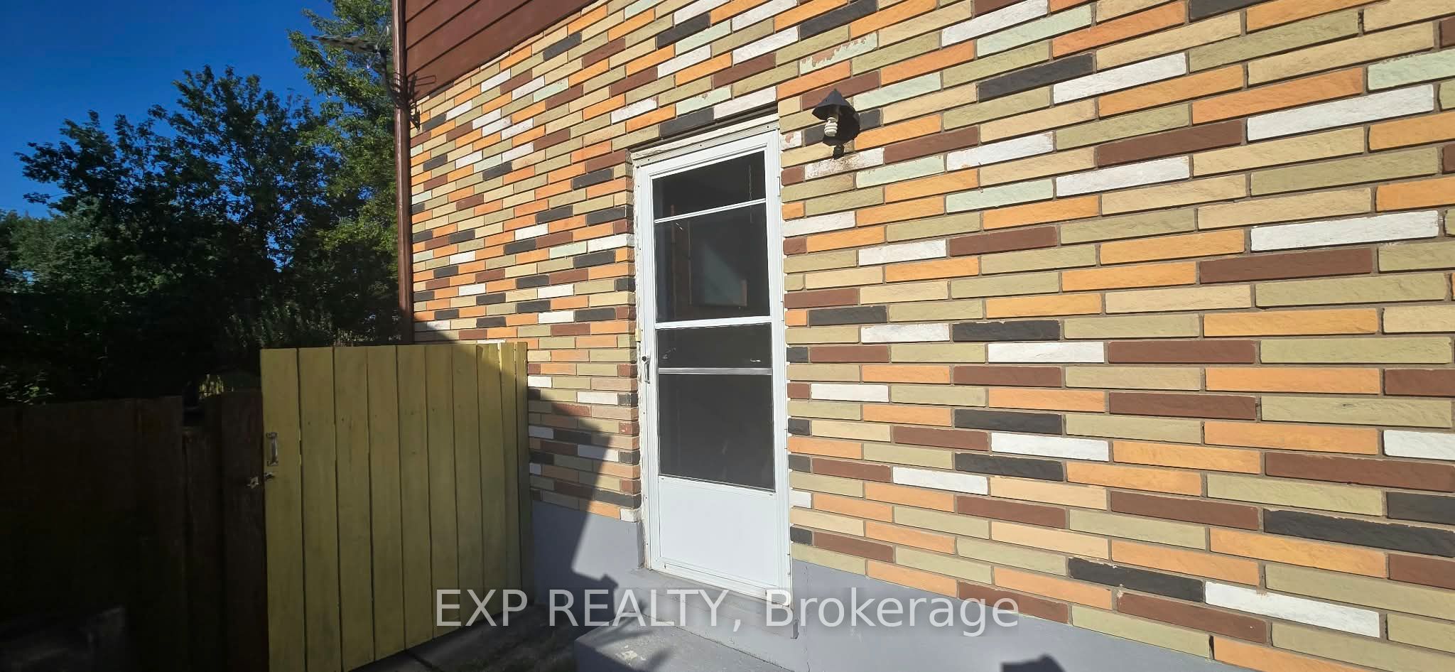 6753 Wilinger Street, Niagara Falls, ON L2J 2B4 photo 3